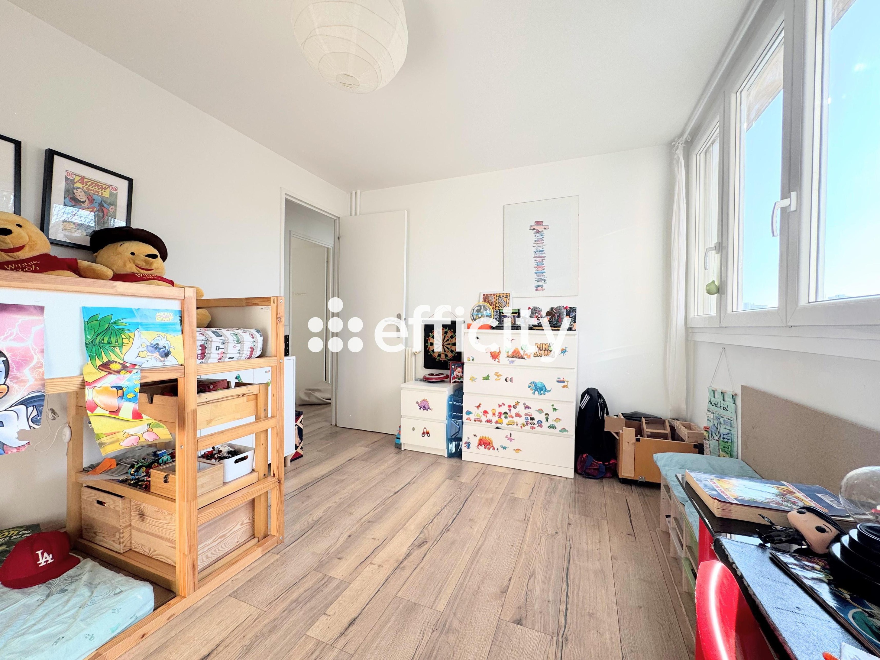 Achat immobilier Appartement 5 pièces  105m2 à Créteil (94000) - Photo n°14