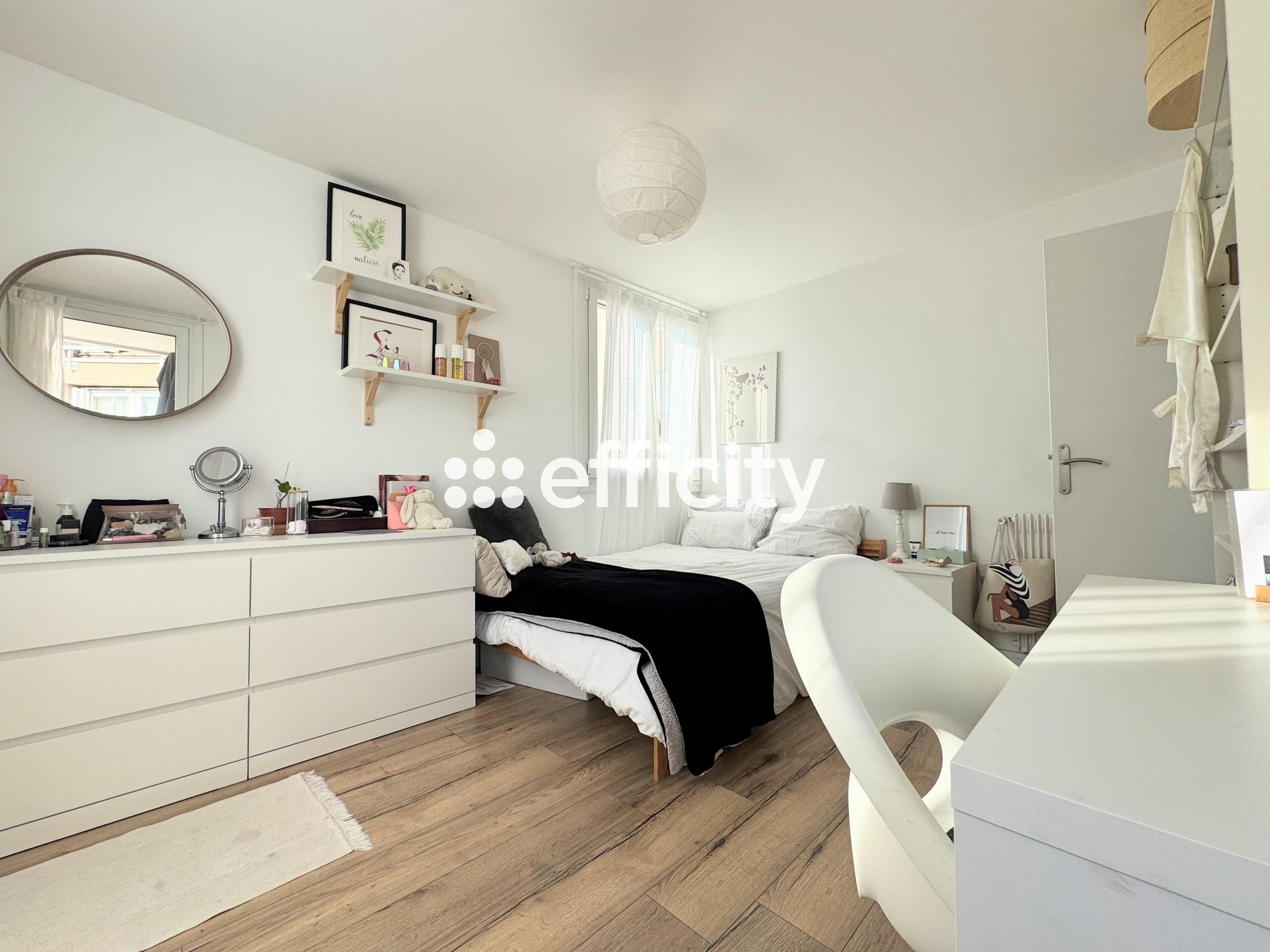 Achat immobilier Appartement 5 pièces  105m2 à Créteil (94000) - Photo n°12