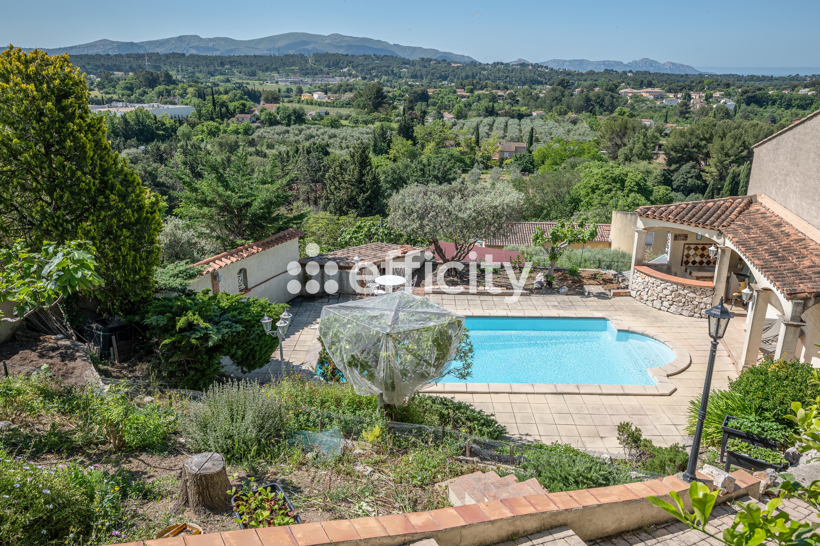 maison 6 pièces - 174m2 à Allauch (13190)