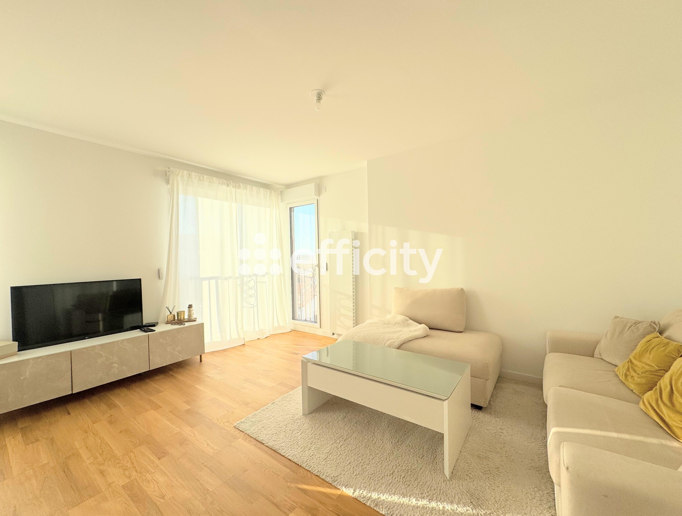 appartement 3 pièces - 70m2 à Charenton-le-Pont (94220)