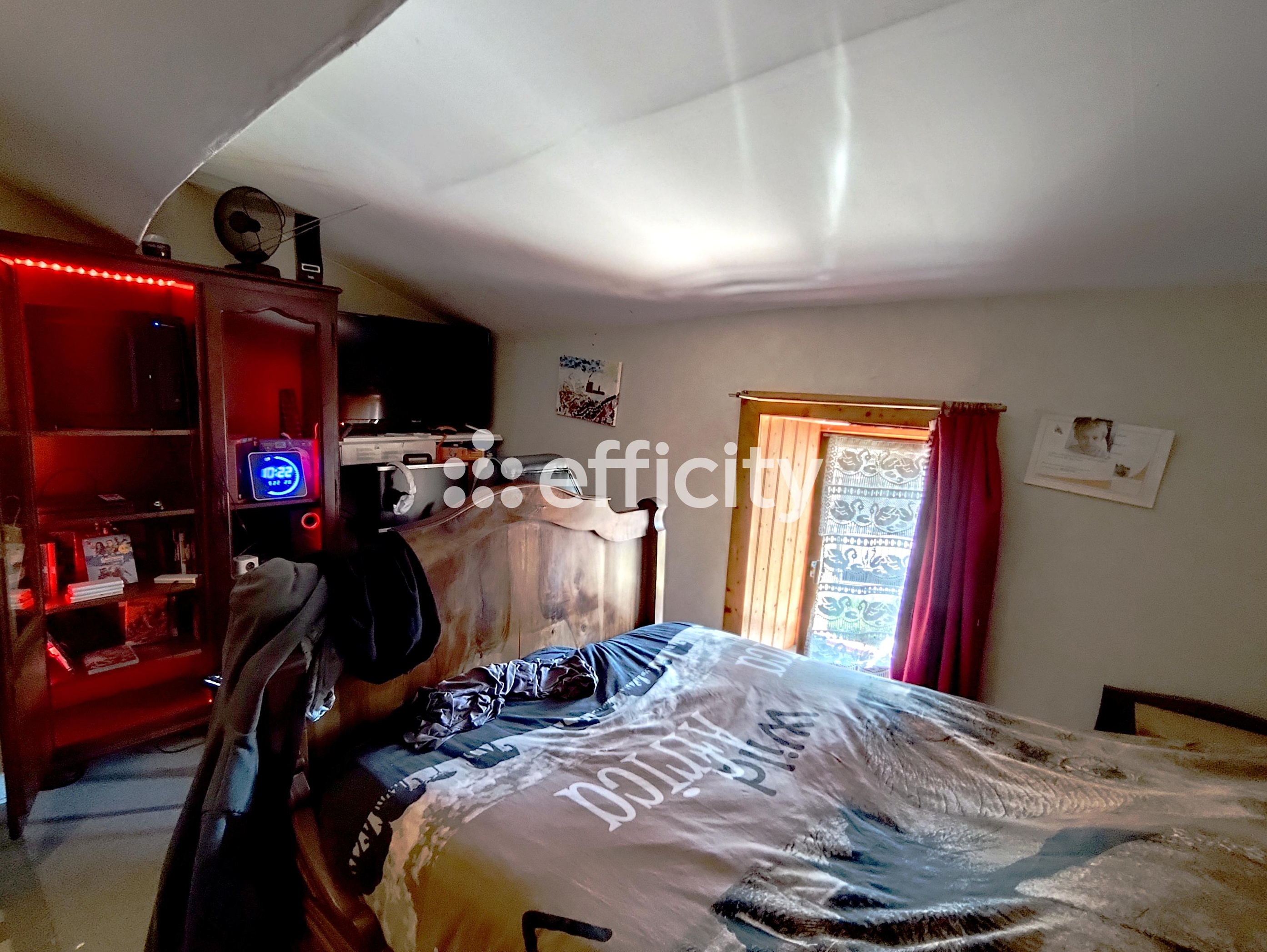 Achat immobilier Maison 6 pièces  114m2 à Essouvert (17400) - Photo n°9