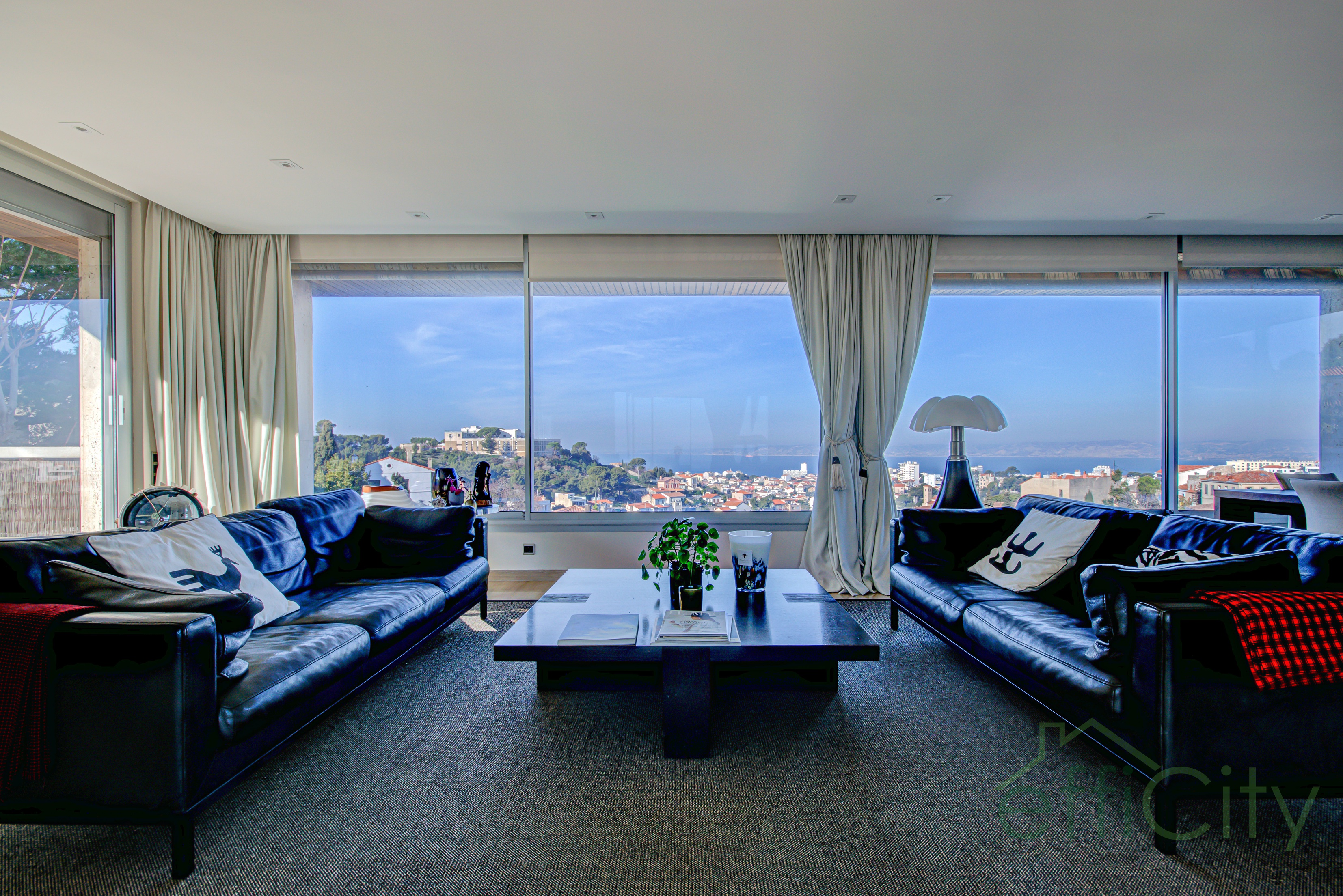 maison 7 pièces - 360,0m2 à Marseille (13007)