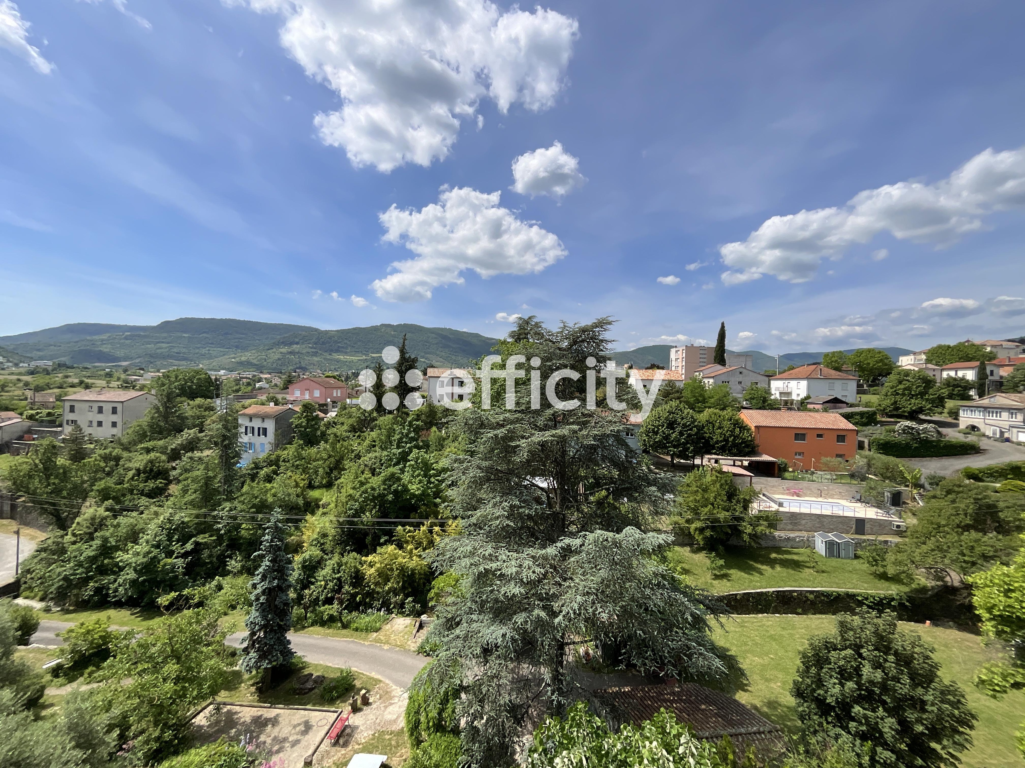 Achat immobilier Appartement 5 pièces  134m2 à Privas (07000) - Photo n°1