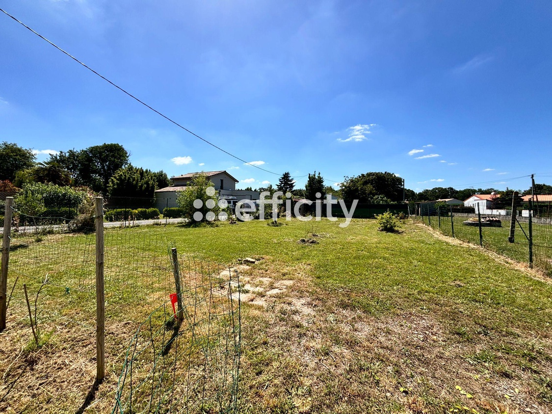 terrain  - 479m2 à Challans (85300)