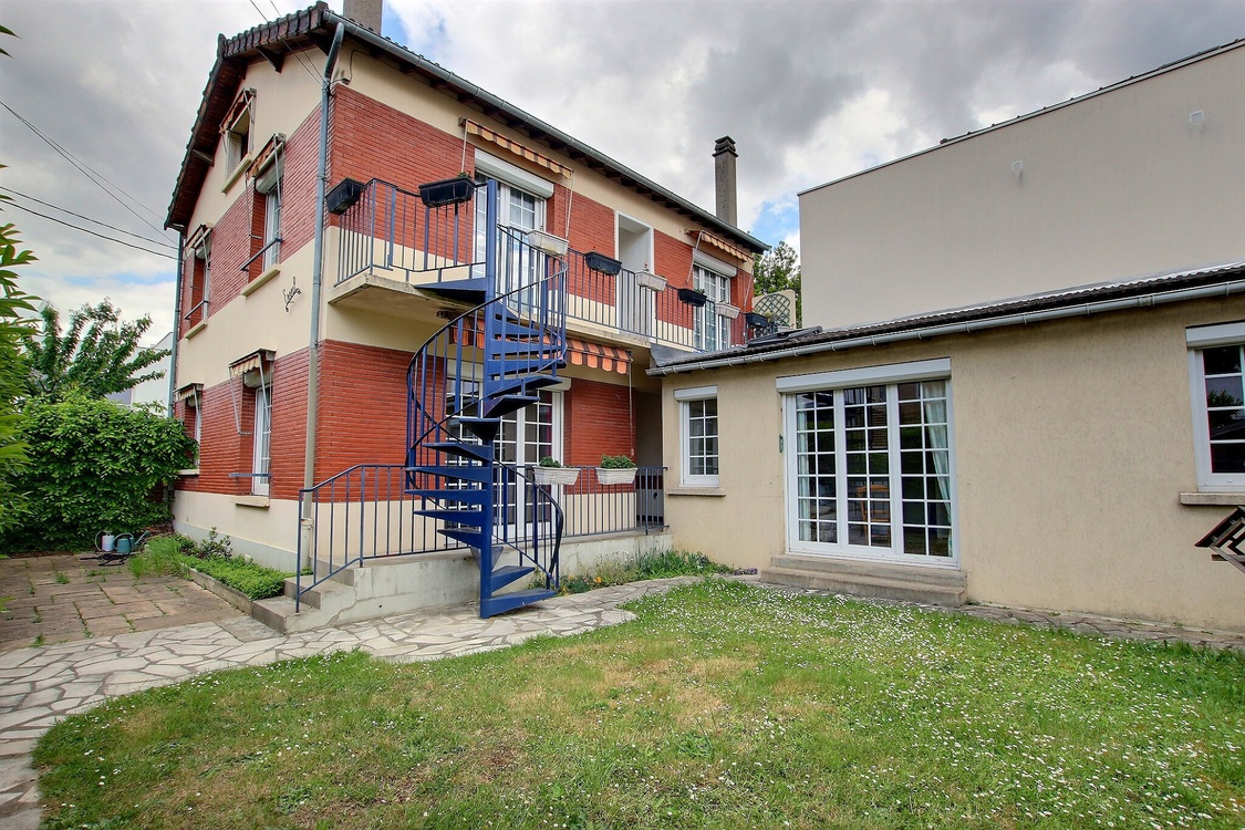 maison 7 pièces - 163m2 à Bois-Colombes (92270)