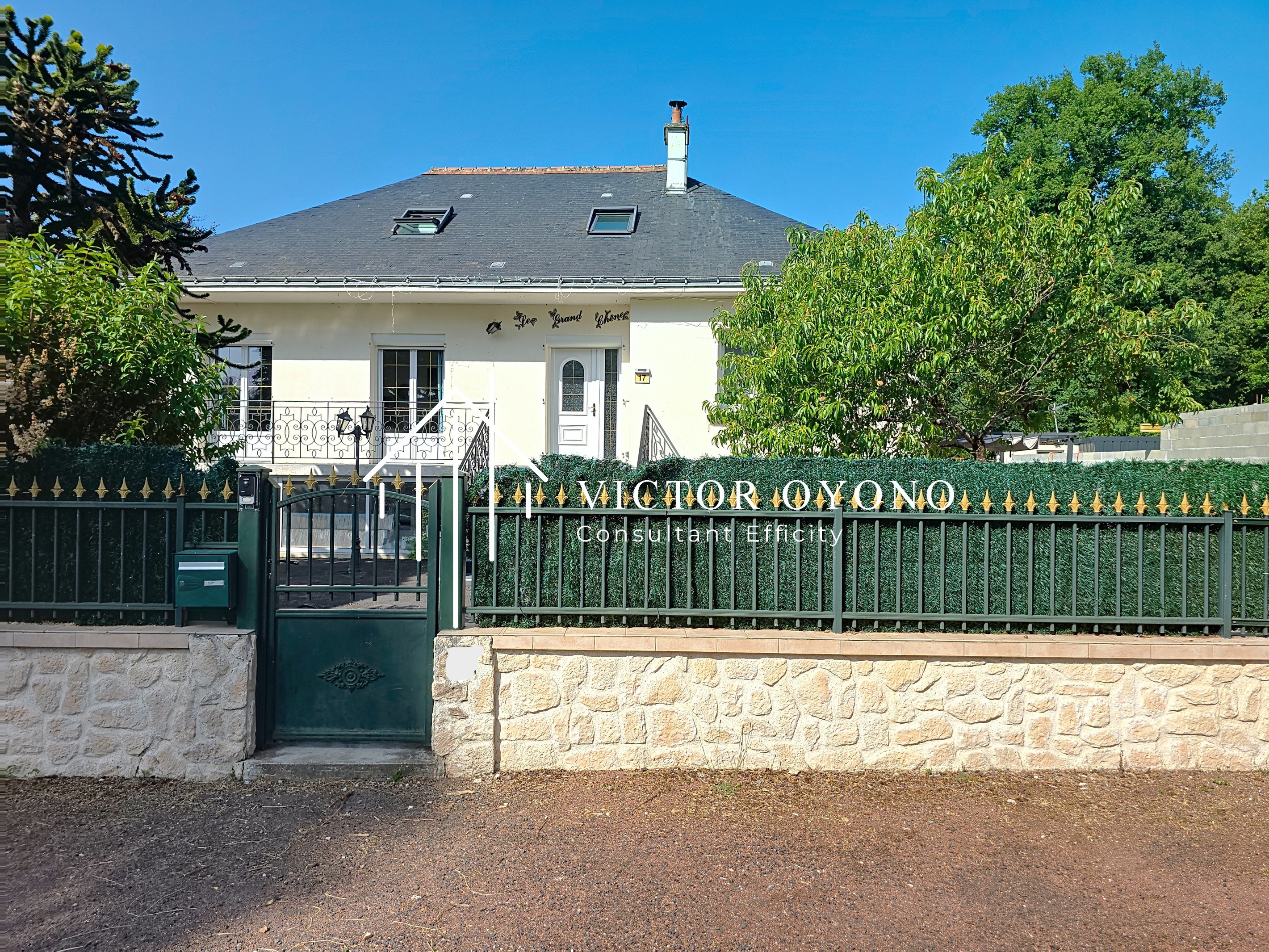 Achat immobilier Maison 9 pièces  200m2 à Monts (37260) - Photo n°1