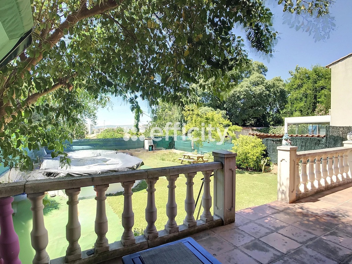 maison 5 pièces - 106m2 à Marseille (13014)