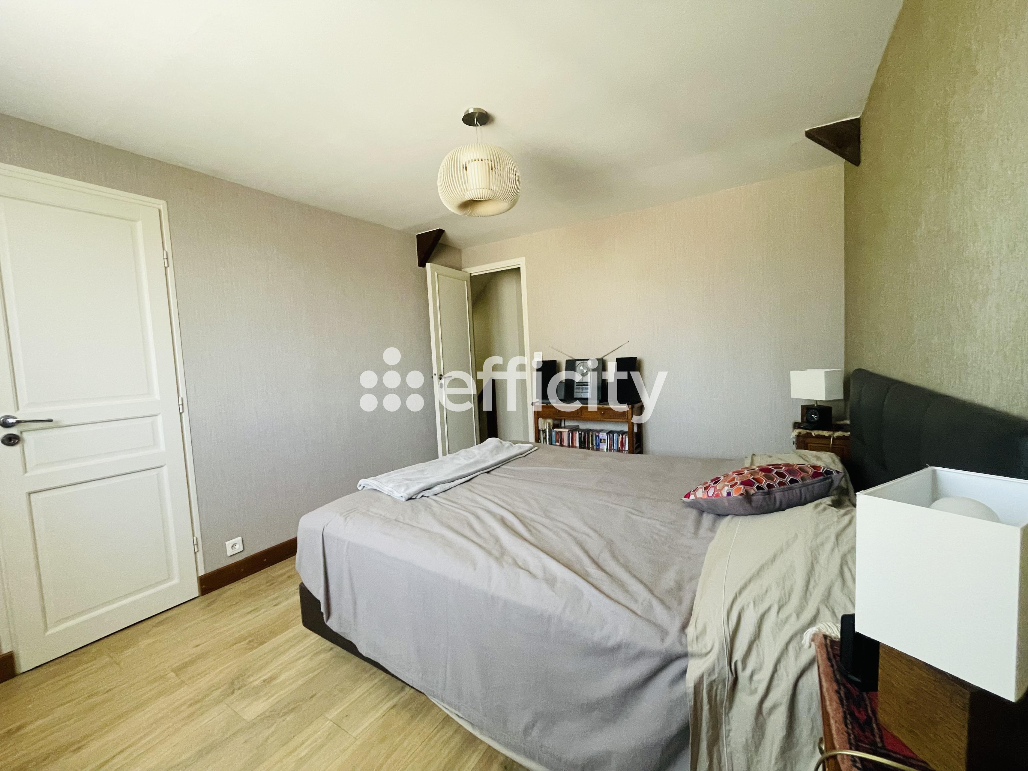 Achat immobilier Maison 5 pièces  130m2 à Orléans (45100) - Photo n°14