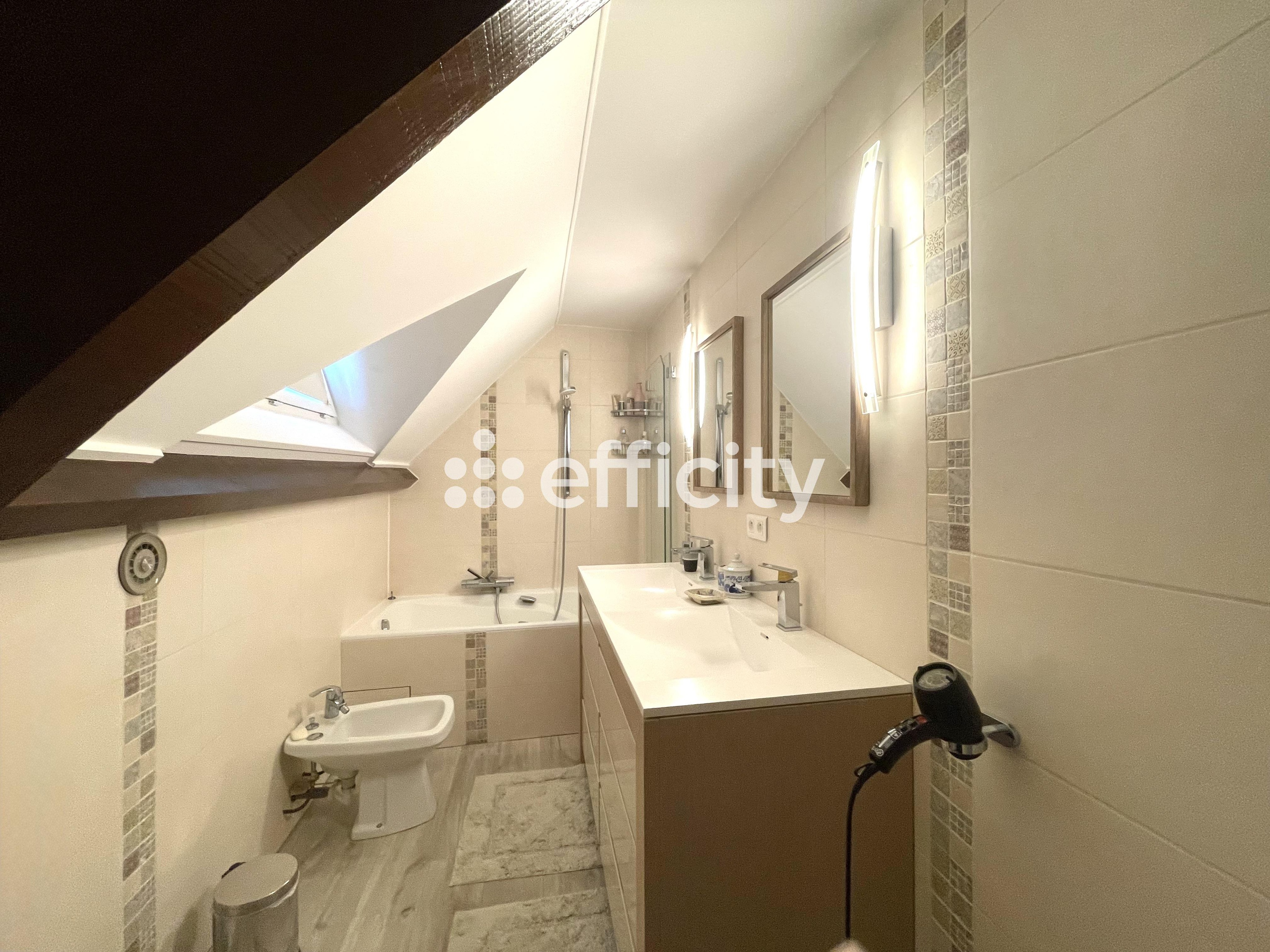 Achat immobilier Maison 5 pièces  130m2 à Orléans (45100) - Photo n°15