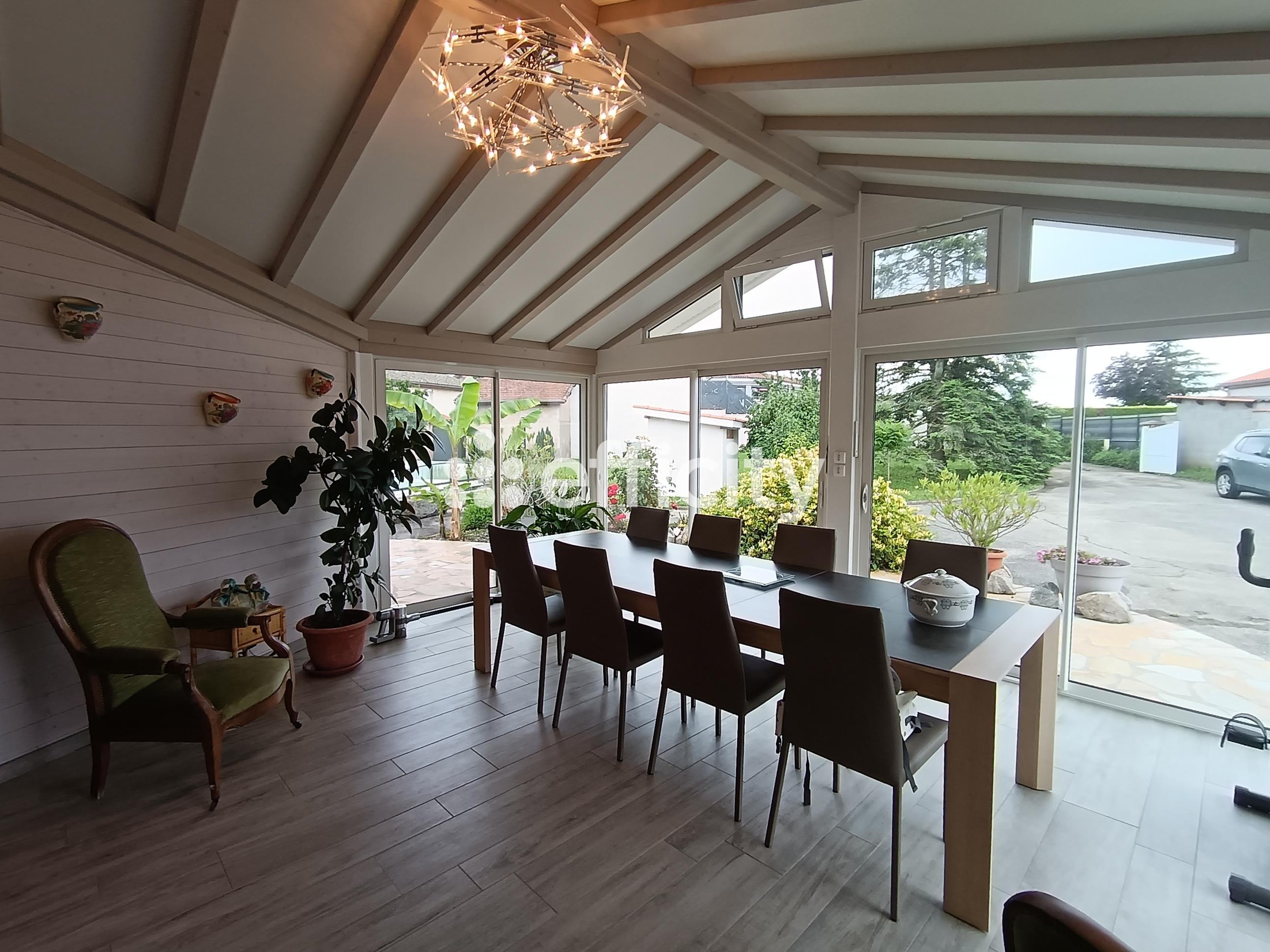 Achat immobilier Maison 6 pièces  148m2 à Saint-Galmier (42330) - Photo n°5