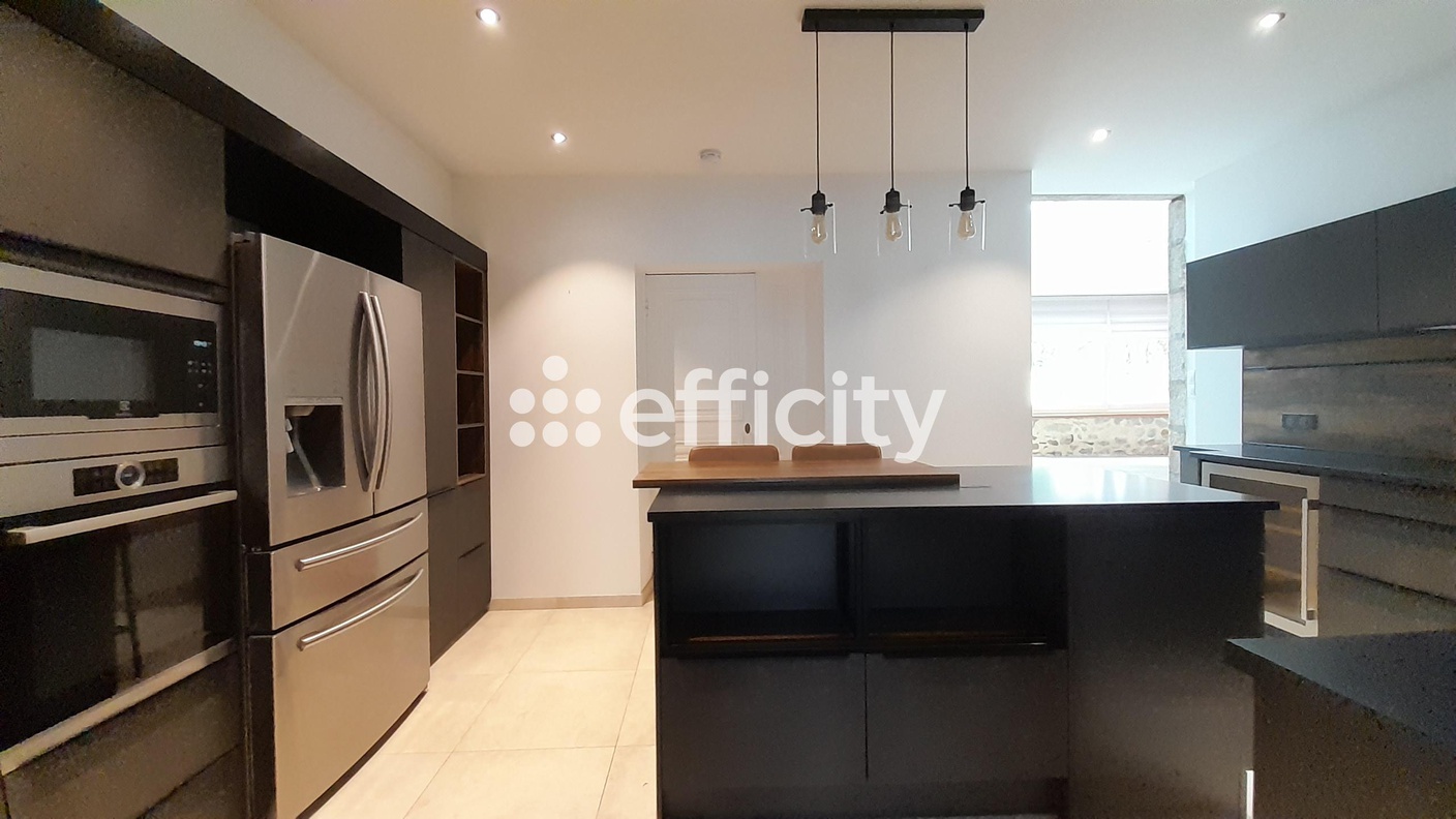 maison 7 pièces - 180m2 à Alençon (61000)