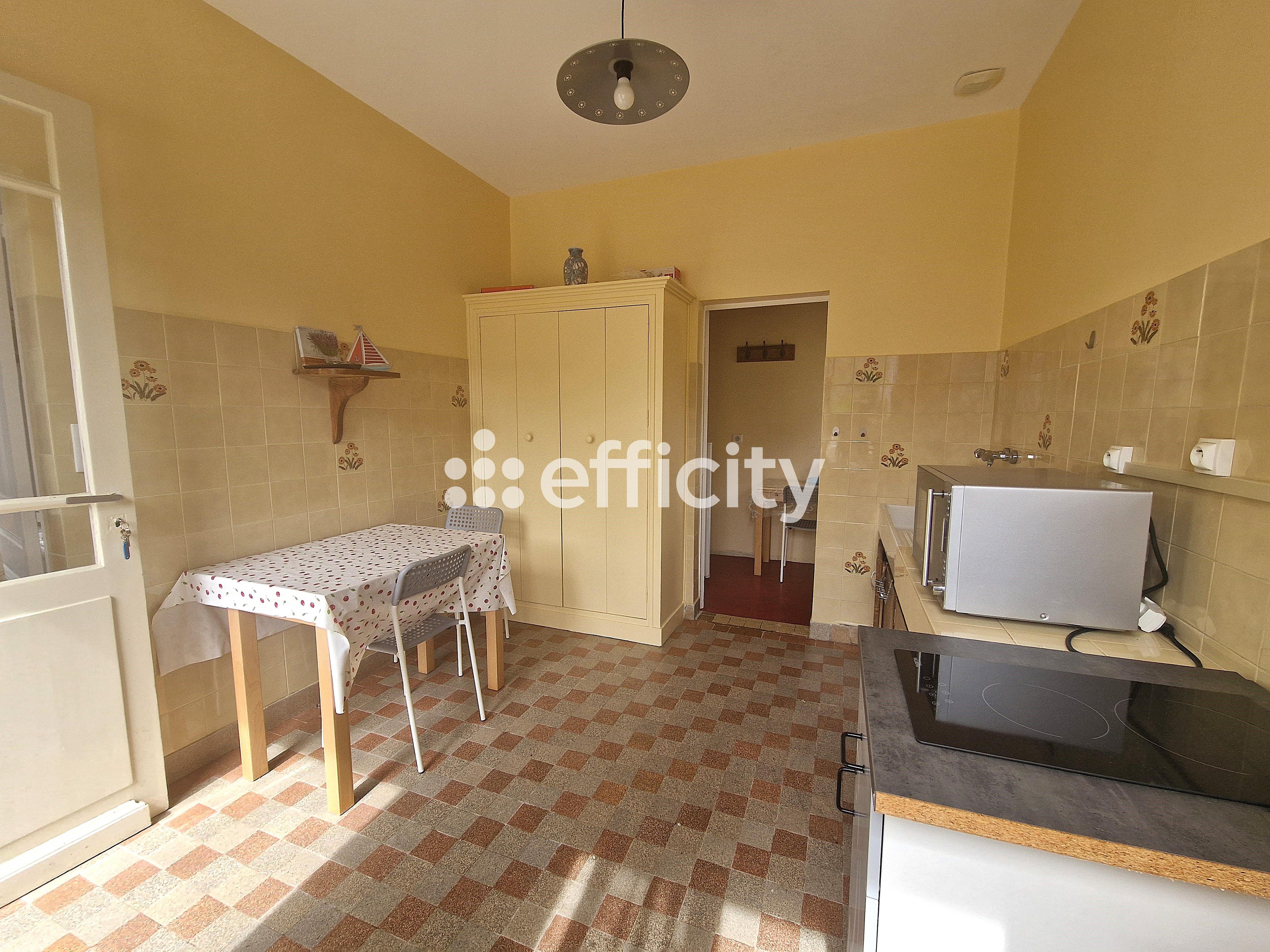 Achat immobilier Maison 10 pièces  210m2 à Saint-Palais-sur-Mer (17420) - Photo n°13