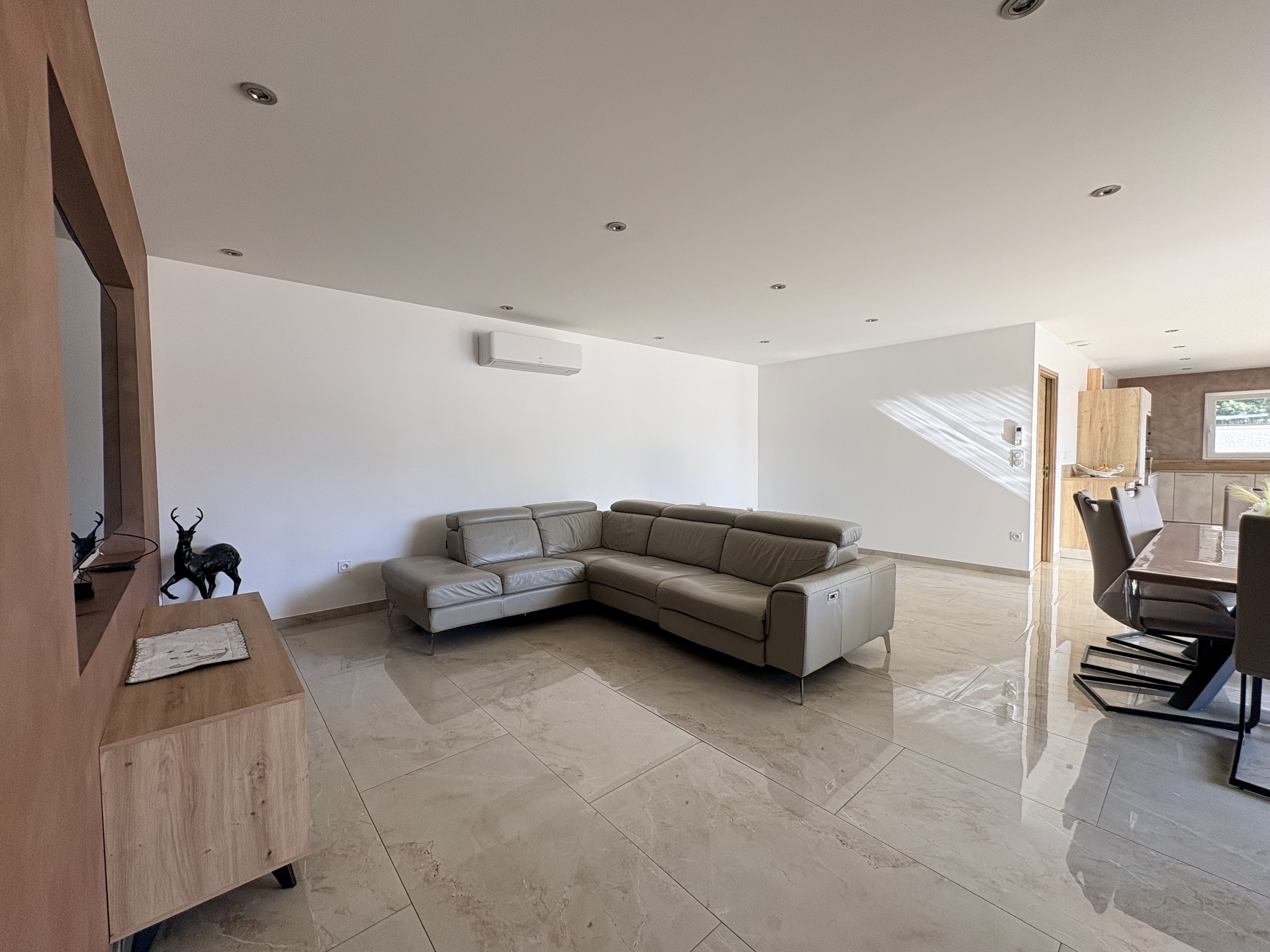 Achat immobilier Maison 4 pièces  112m2 à Saint-Savin (38300) - Photo n°5