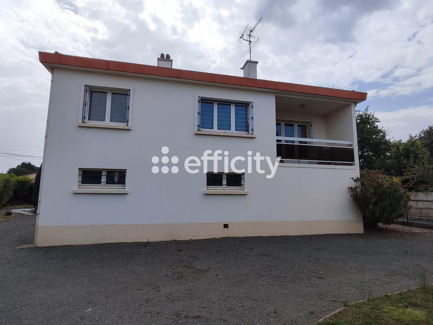 Achat immobilier Maison 7 pièces  115m2 à Saint-Philbert-de-Grand-Lieu (44310) - Photo n°10