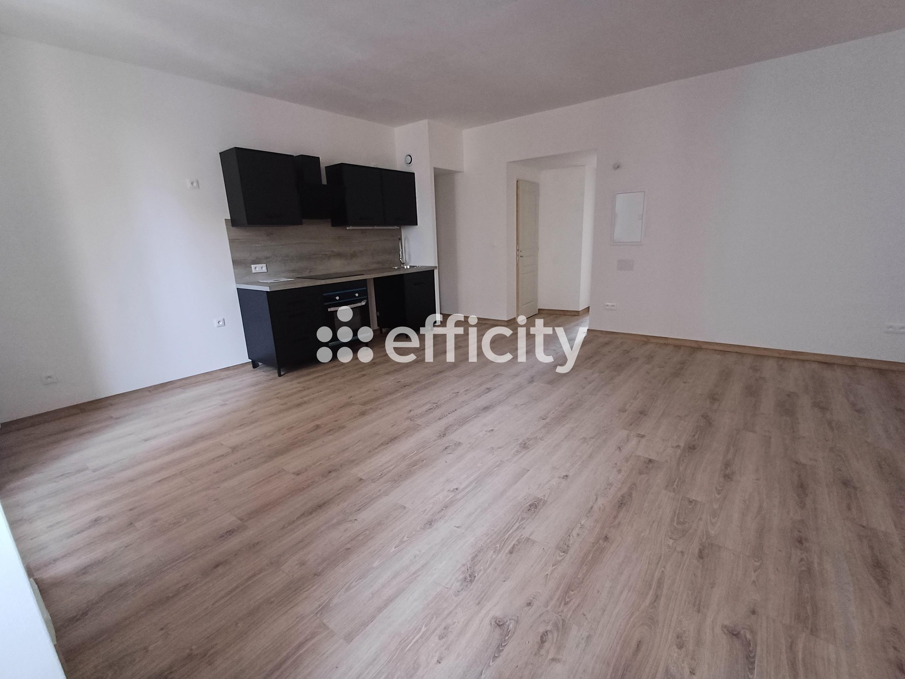 appartement 2 pièces - 50m2 à Flayosc (83780)