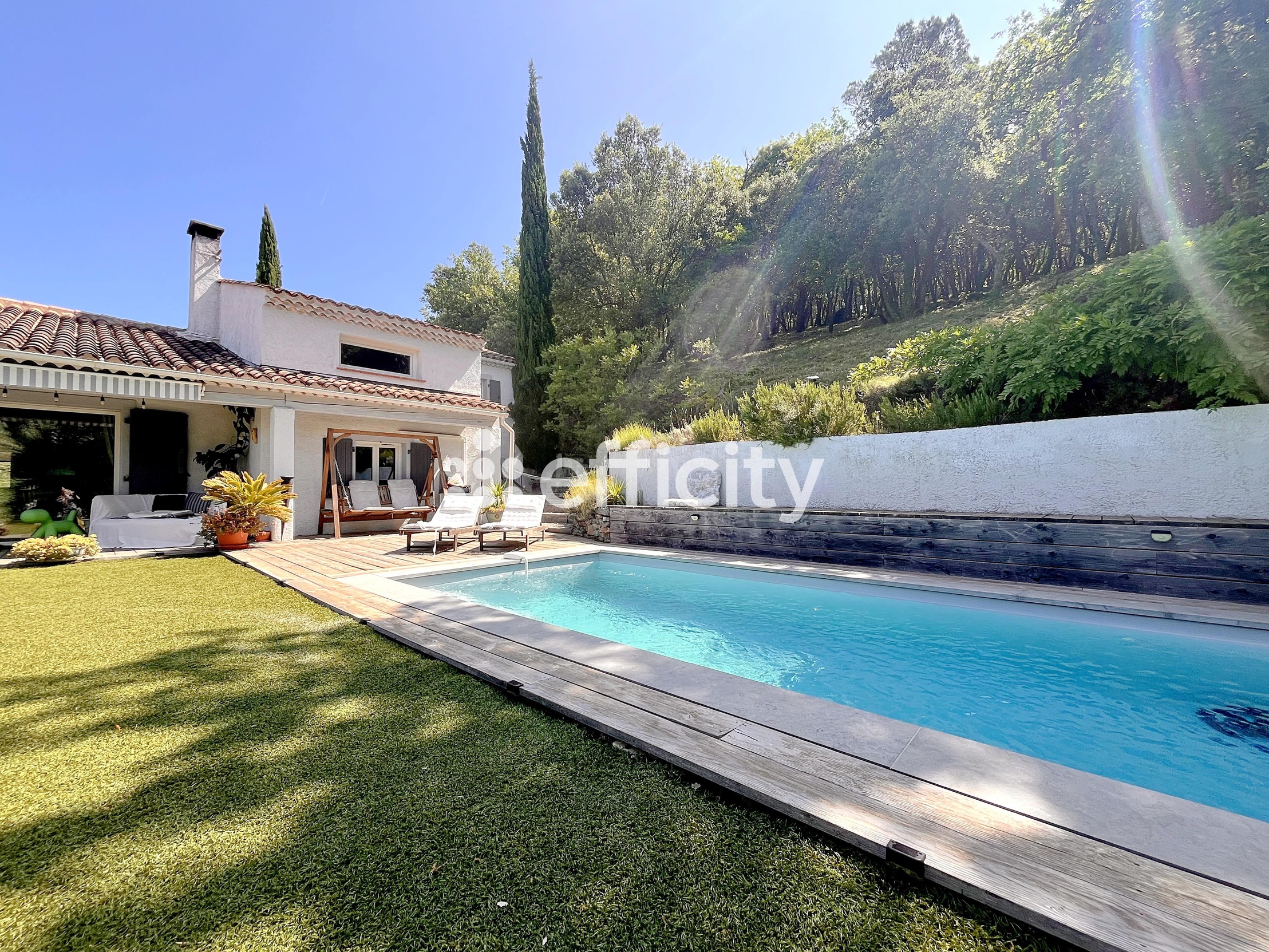 maison 6 pièces - 166m2 à Tourves (83170)