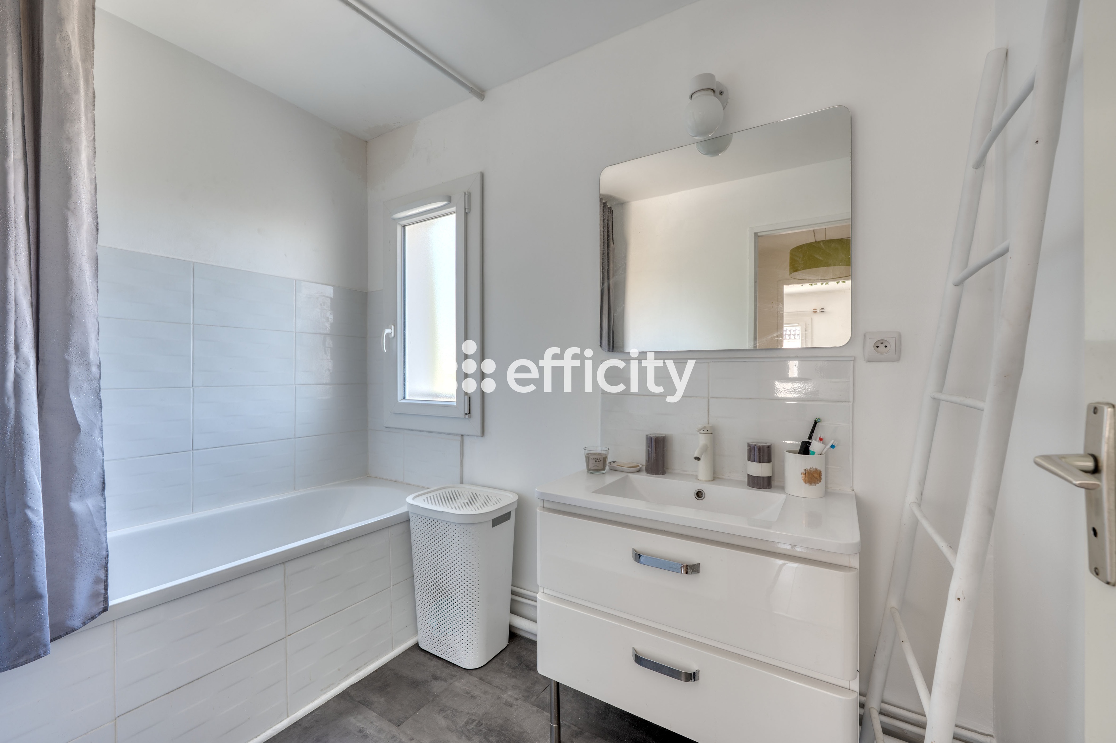 Achat immobilier Maison 6 pièces  113m2 à Combs-la-Ville (77380) - Photo n°16