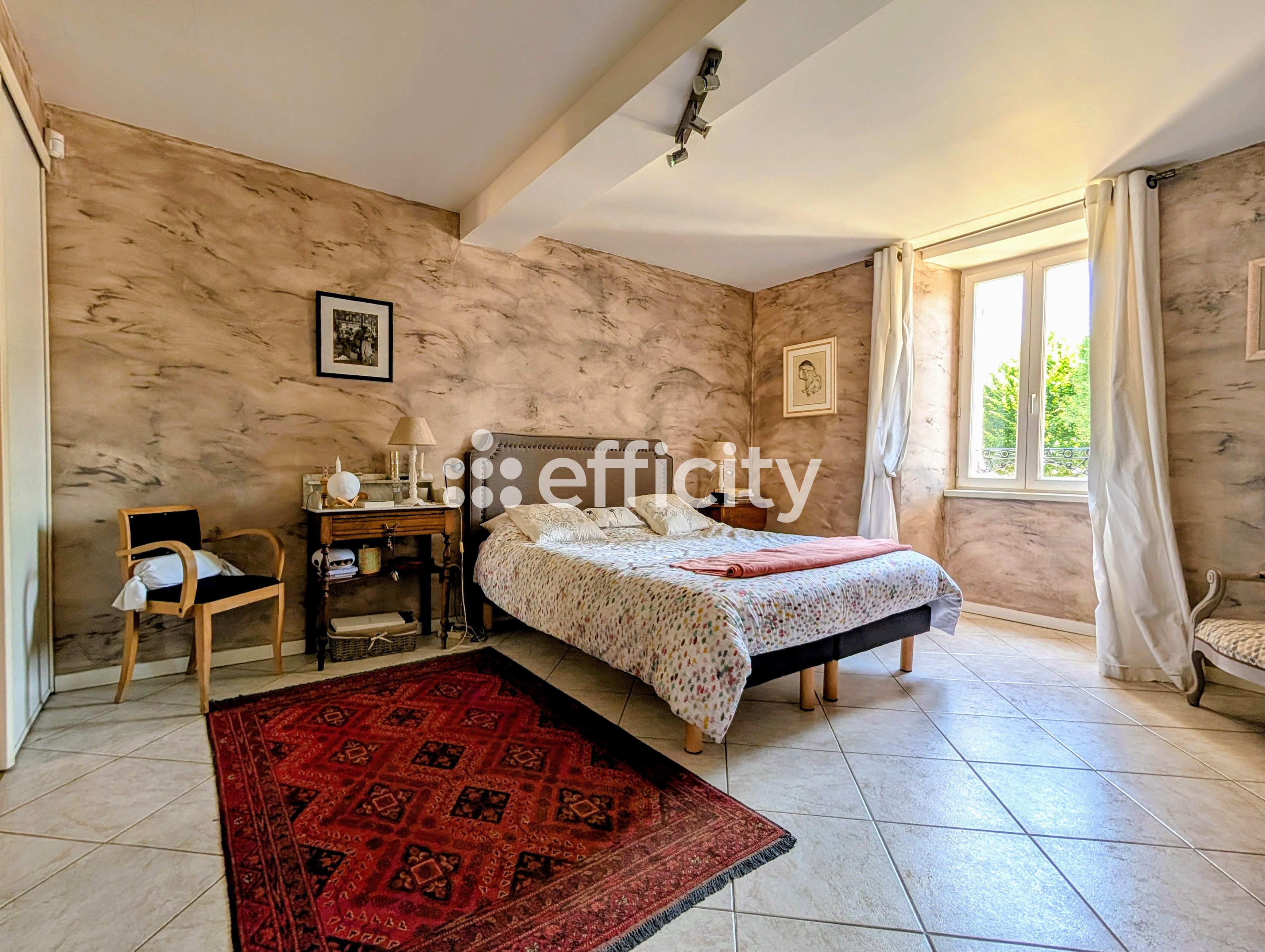 Achat immobilier Maison 8 pièces  175m2 à Saint-Léon-sur-l'Isle (24110) - Photo n°7