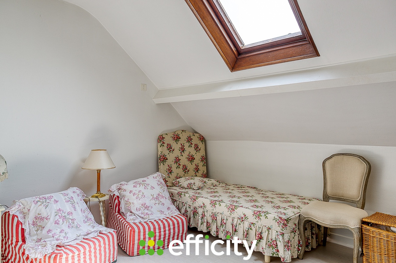 Achat immobilier Maison 7 pièces  175m2 à Nivolas-Vermelle (38300) - Photo n°13