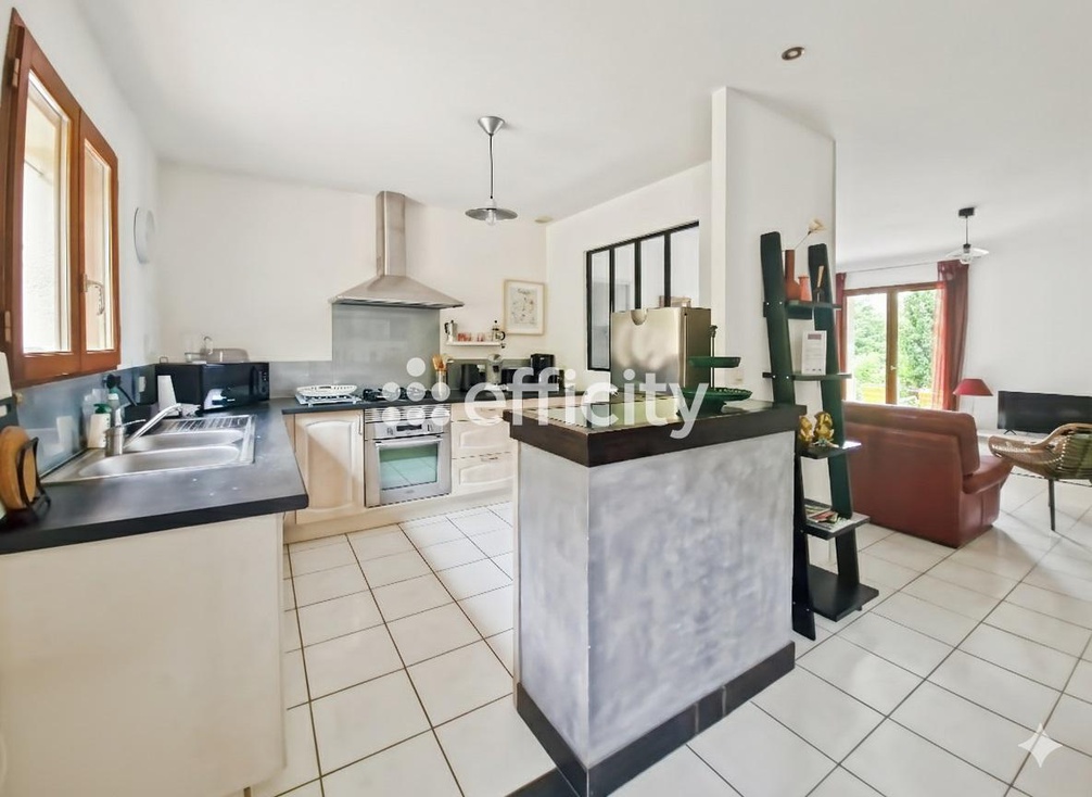 Achat immobilier Maison 6 pièces  100m2 à Saint-Hilaire-de-Lusignan (47450) - Photo n°4