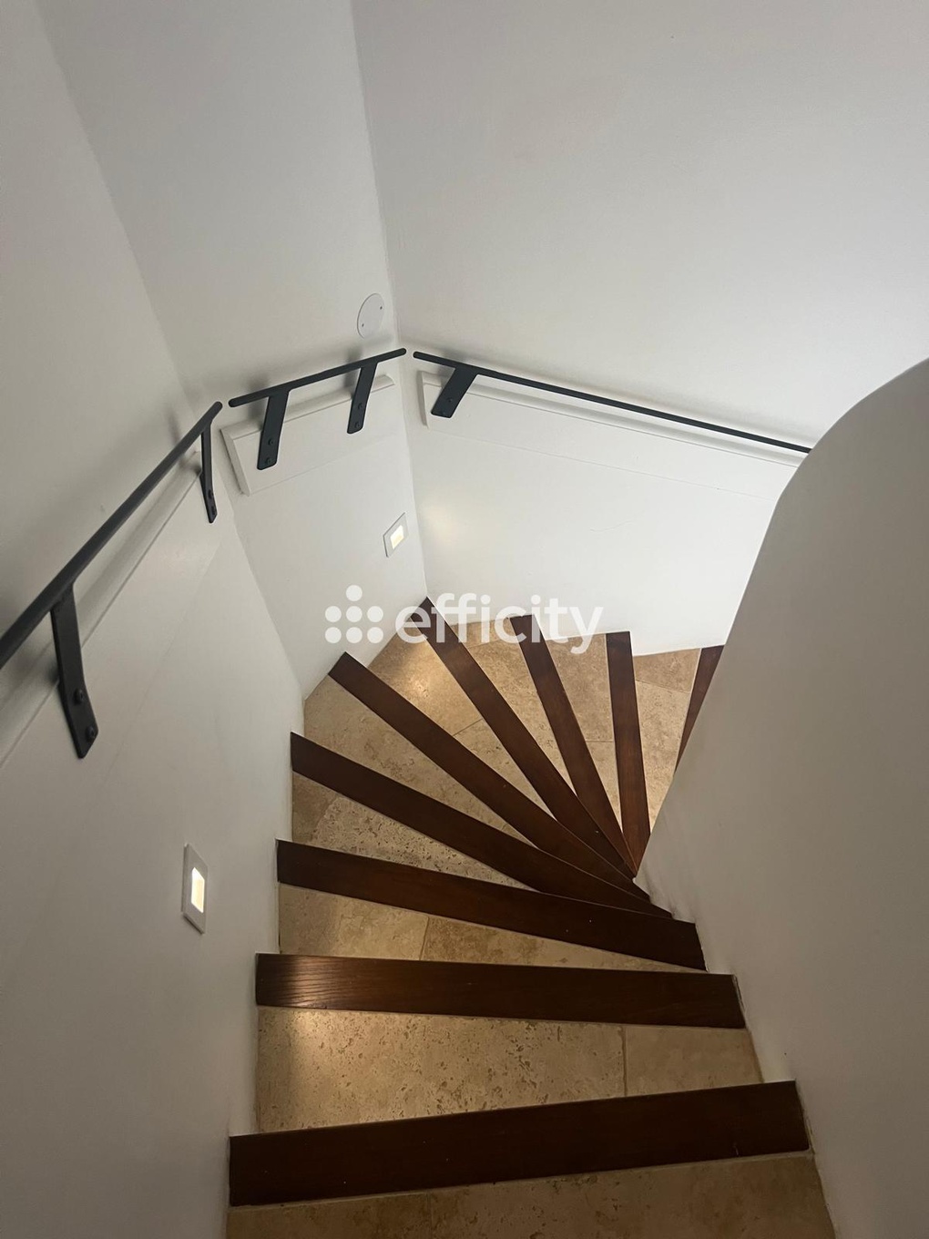 Achat immobilier Maison 4 pièces  80m2 à Grimaud (83310) - Photo n°5