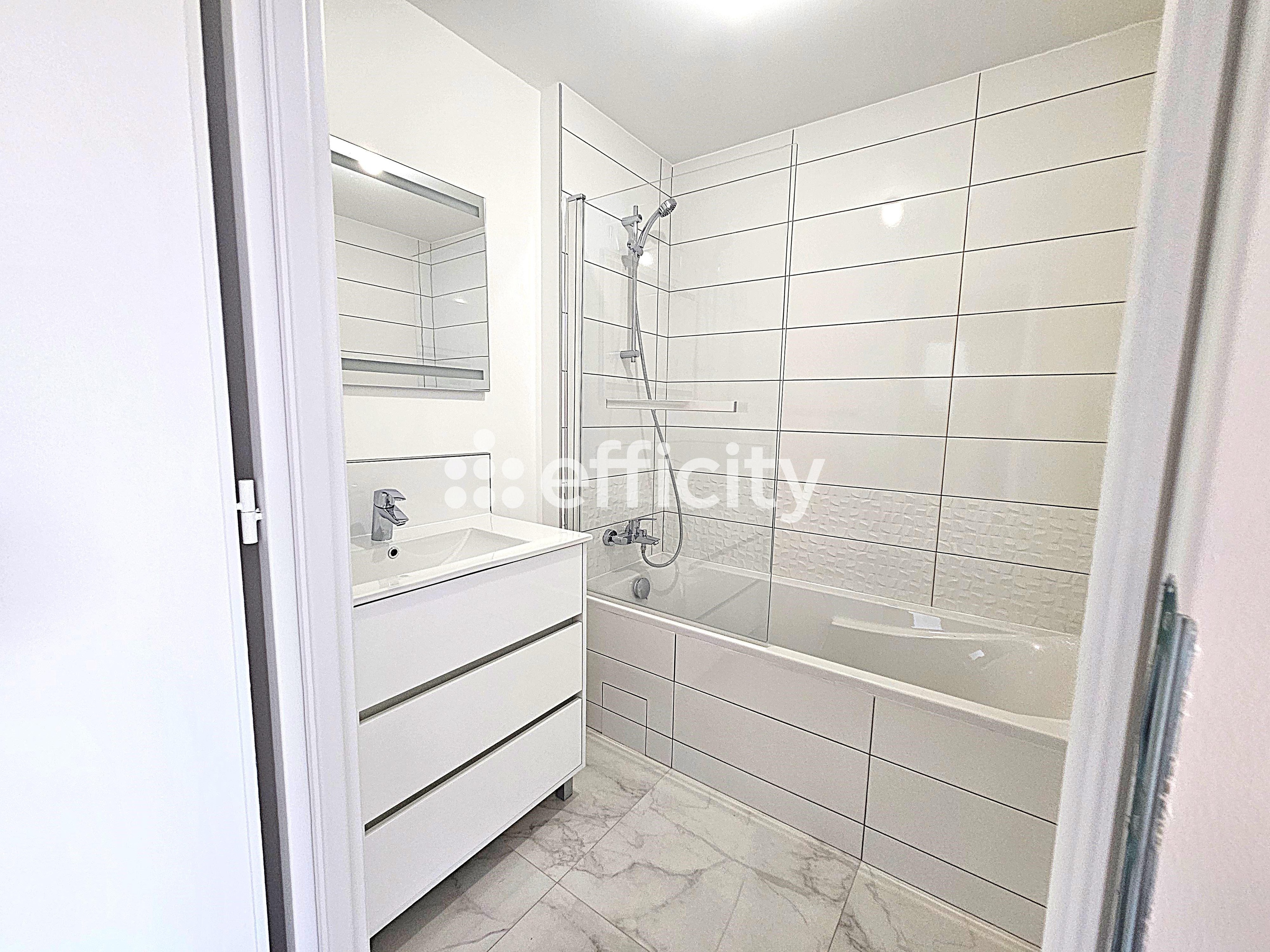 Achat immobilier Appartement 3 pièces  78m2 à Sète (34200) - Photo n°9