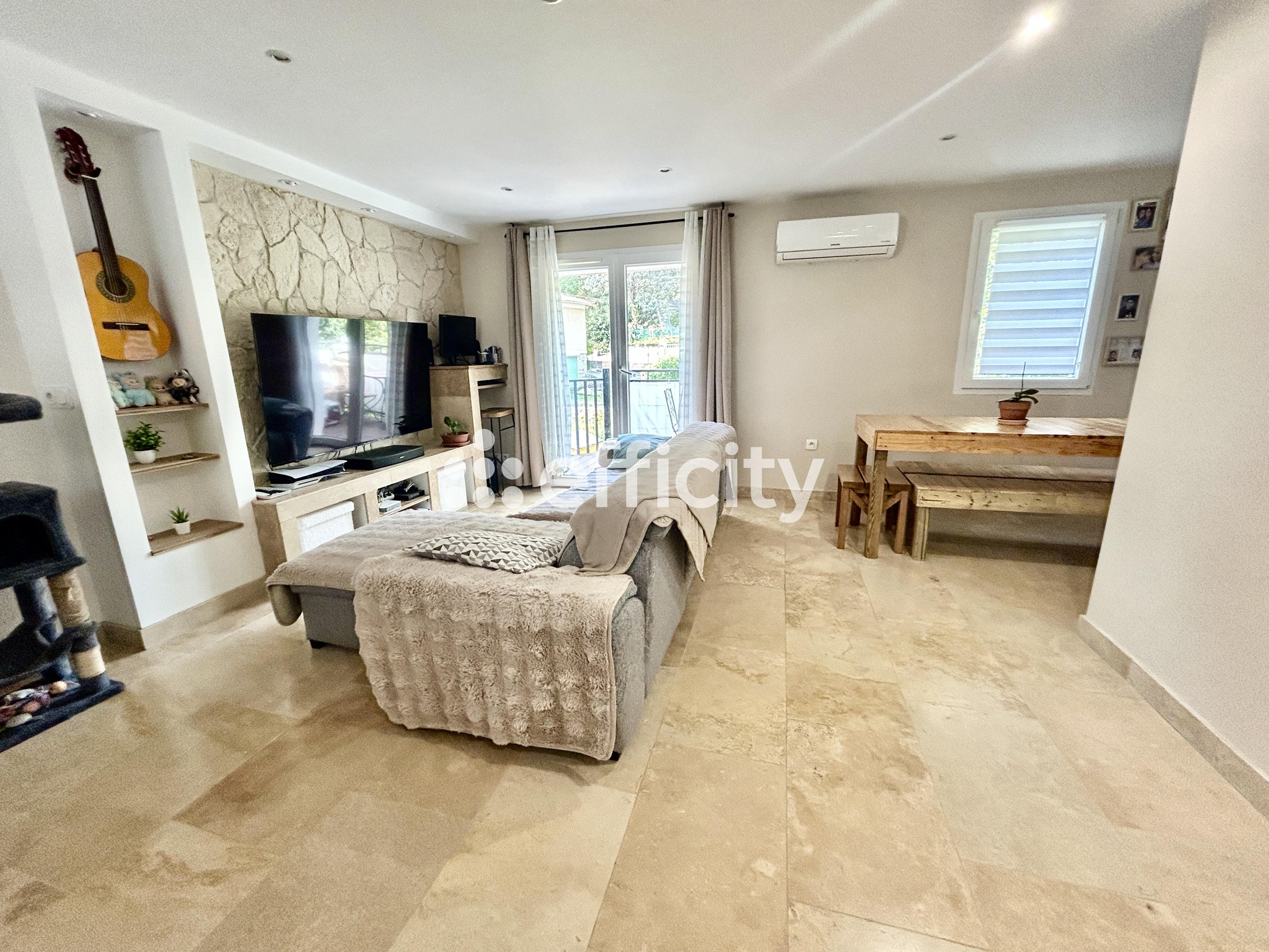 maison 3 pièces - 74,0m2 à Levens (06670)