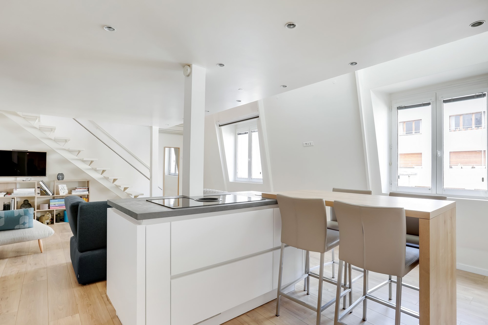 Achat immobilier Appartement 3 pièces  80m2 à Paris (75007) - Photo n°1