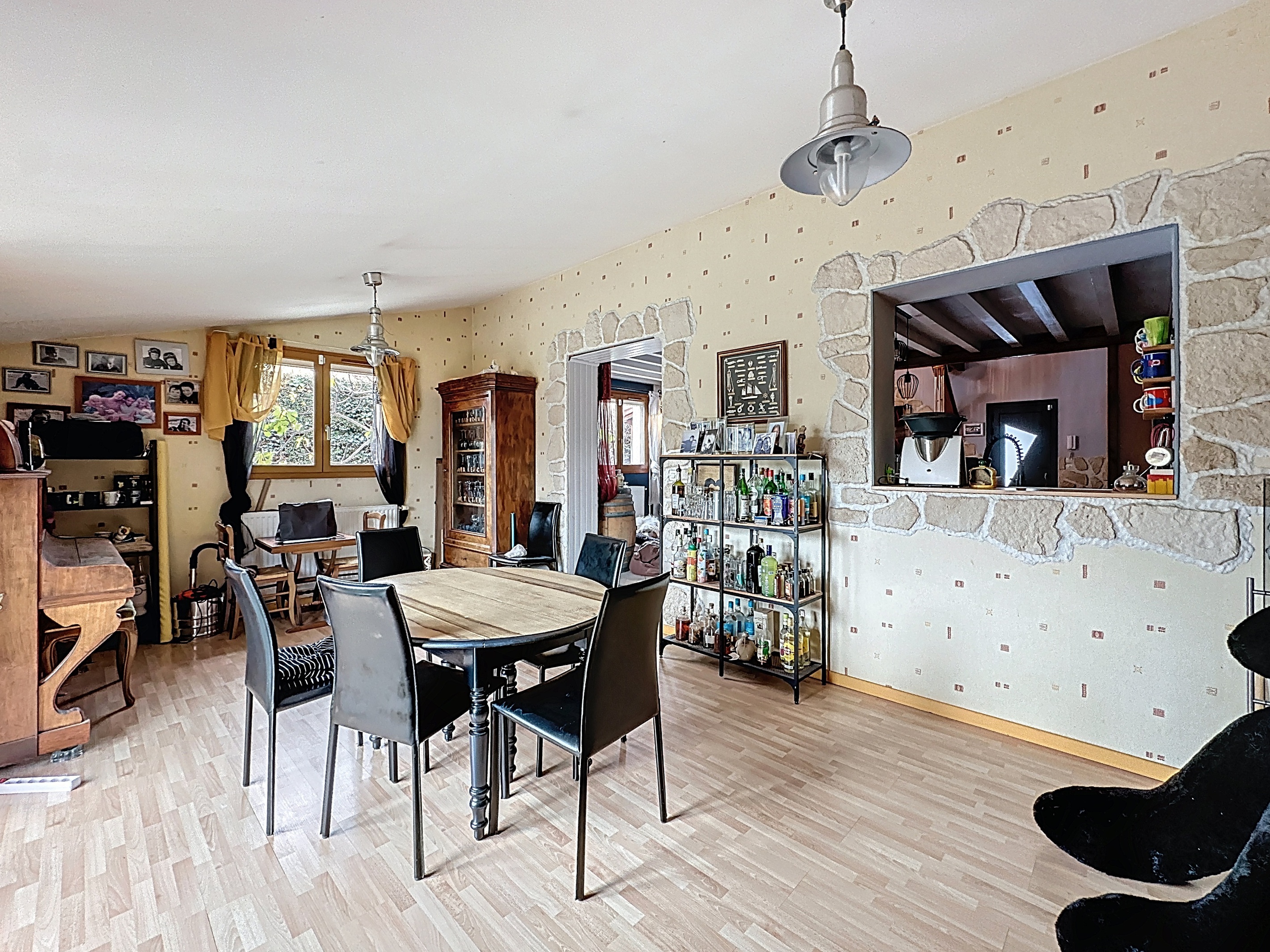 Achat immobilier Maison 8 pièces  160m2 à Mions (69780) - Photo n°6