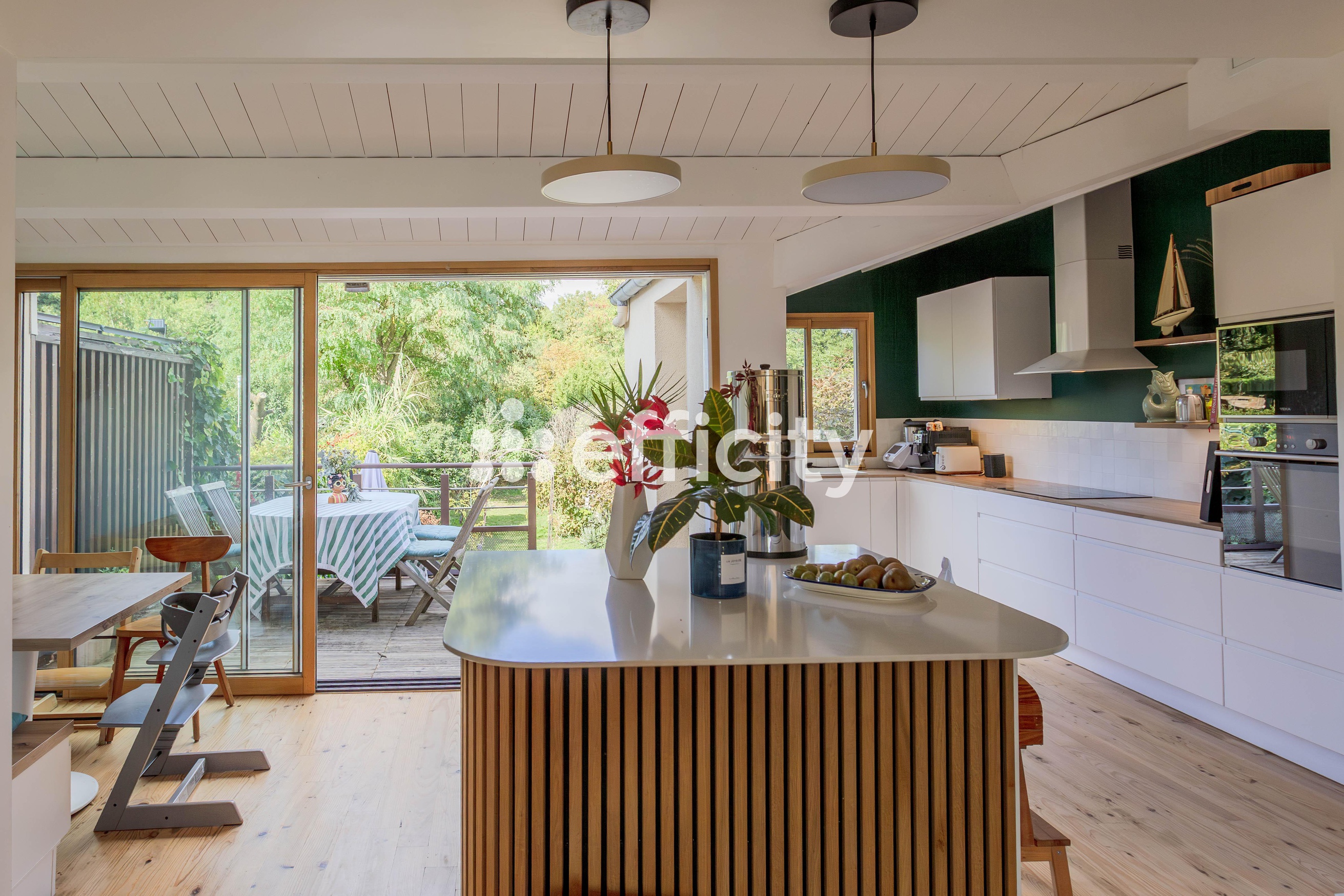 maison 7 pièces - 196m2 à La Rochelle (17000)