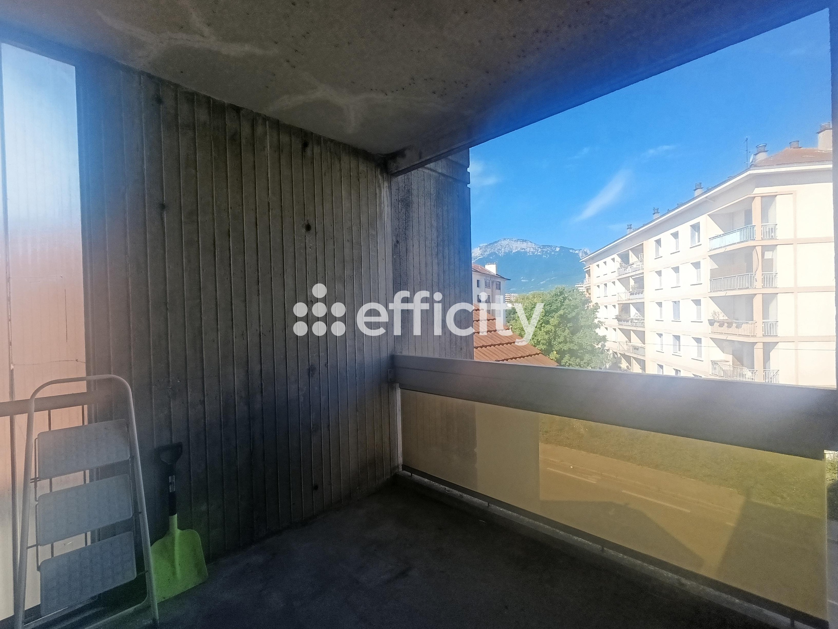 Achat immobilier Appartement 2 pièces  43m2 à Grenoble (38100) - Photo n°7