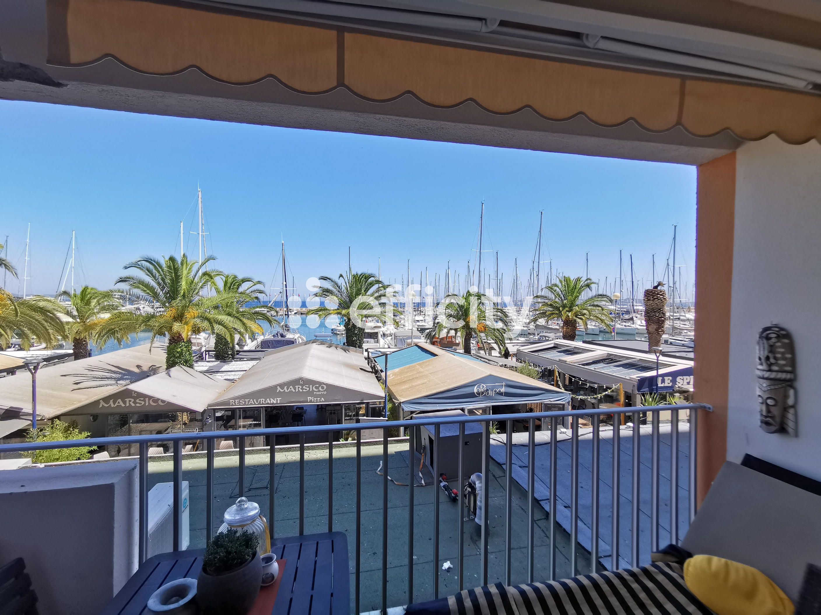 appartement 3 pièces - 77m2 à Hyères (83400)