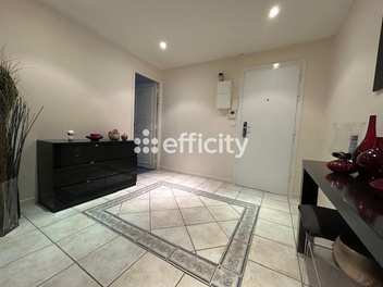 appartement 4 pièces - 96m2 à Paris (75019)