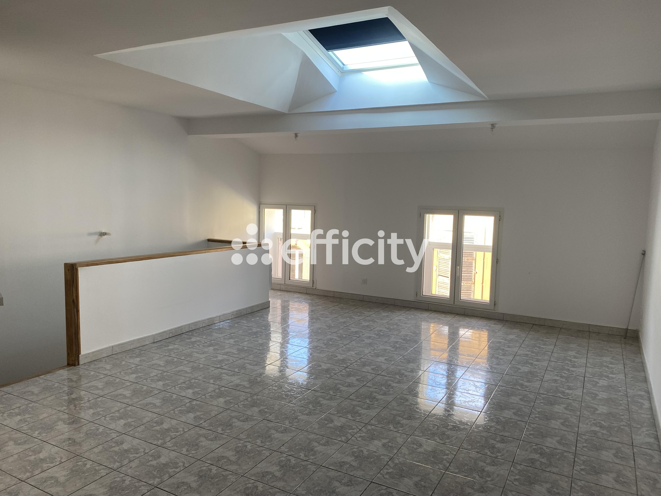 appartement 3 pièces - 80m2 à Salon-de-Provence (13430)