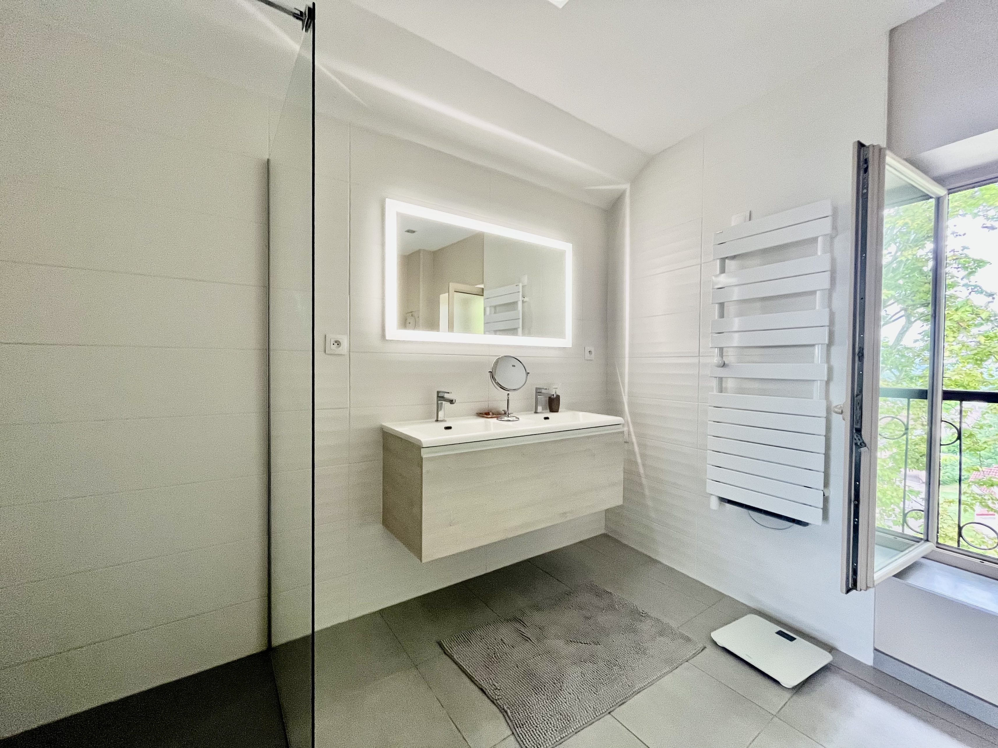 Achat immobilier Appartement 6 pièces  220m2 à Domarin (38300) - Photo n°15