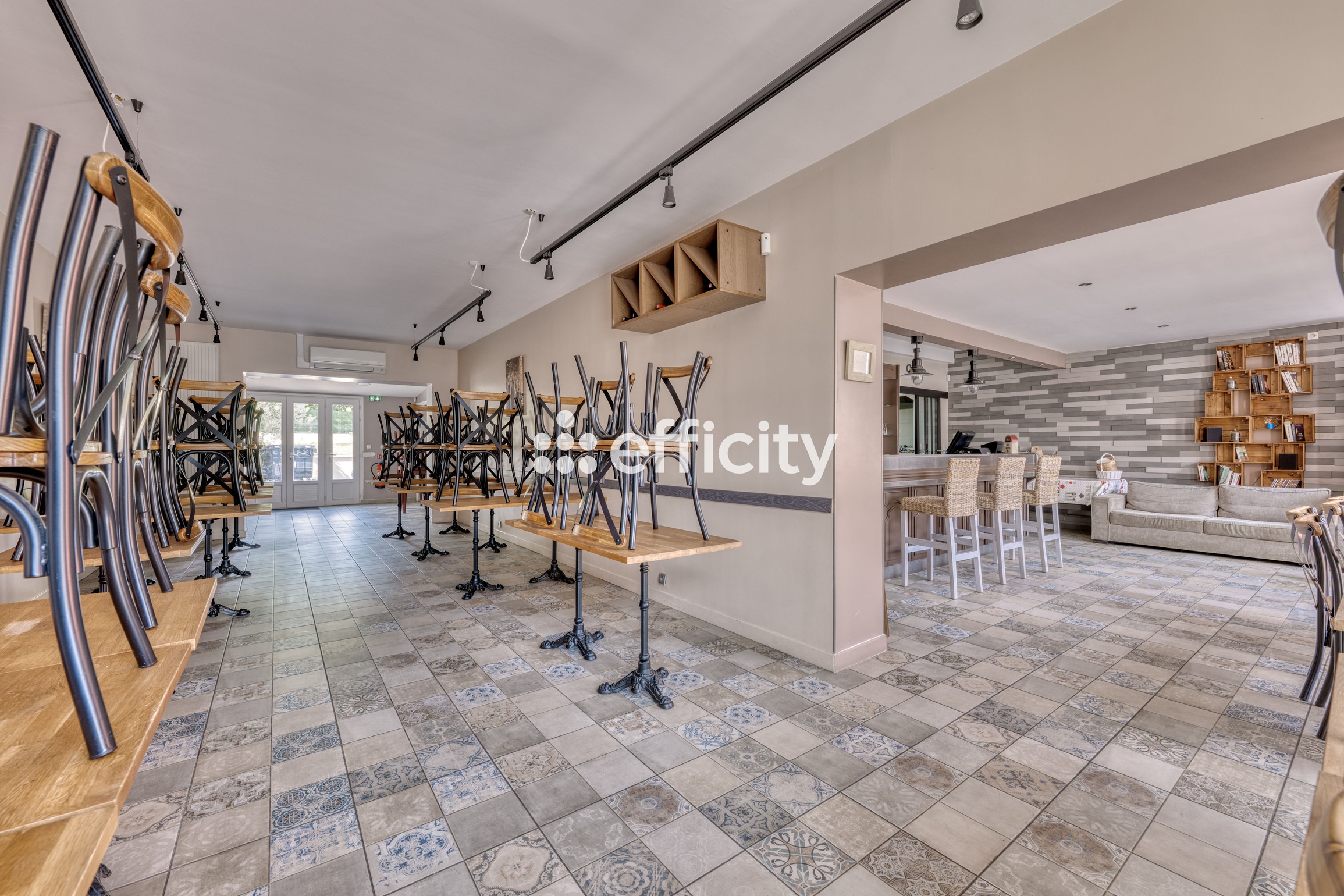 fonds-de-commerce  - 200m2 à Charny (77410)