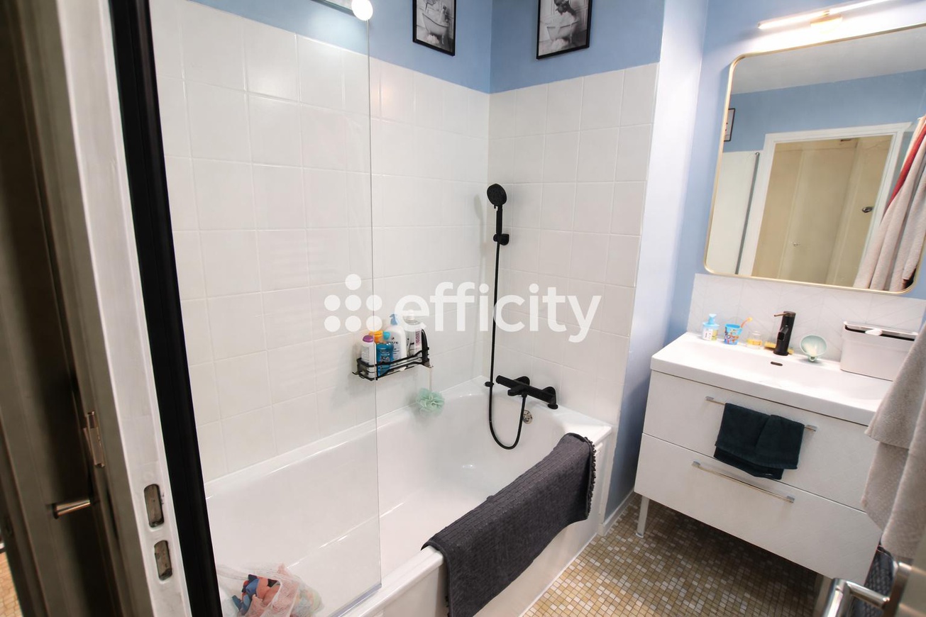 Achat immobilier Appartement 5 pièces  93m2 à Reims (51100) - Photo n°10