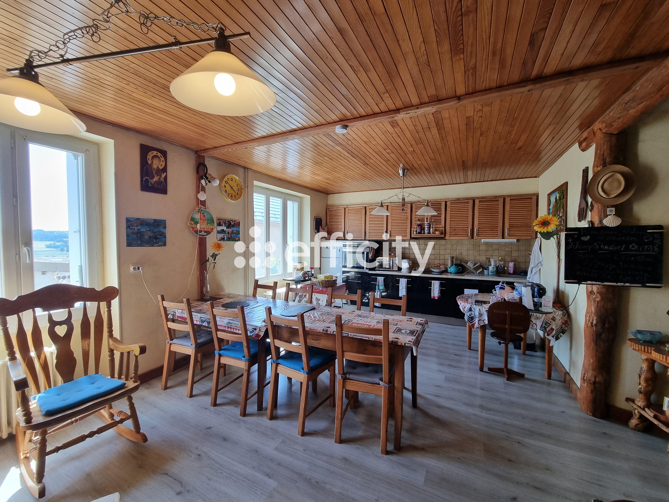 maison 10 pièces - 145m2 à Saint-Alban-sur-Limagnole (48120)