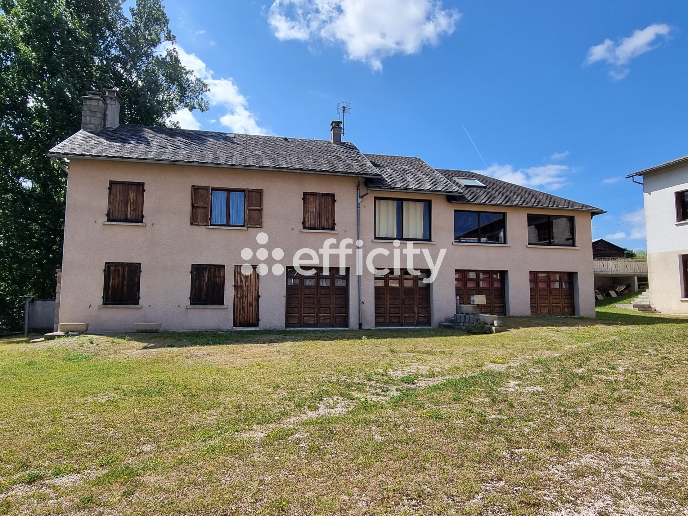 maison 15 pièces - 350m2 à Le Malzieu-Ville (48140)