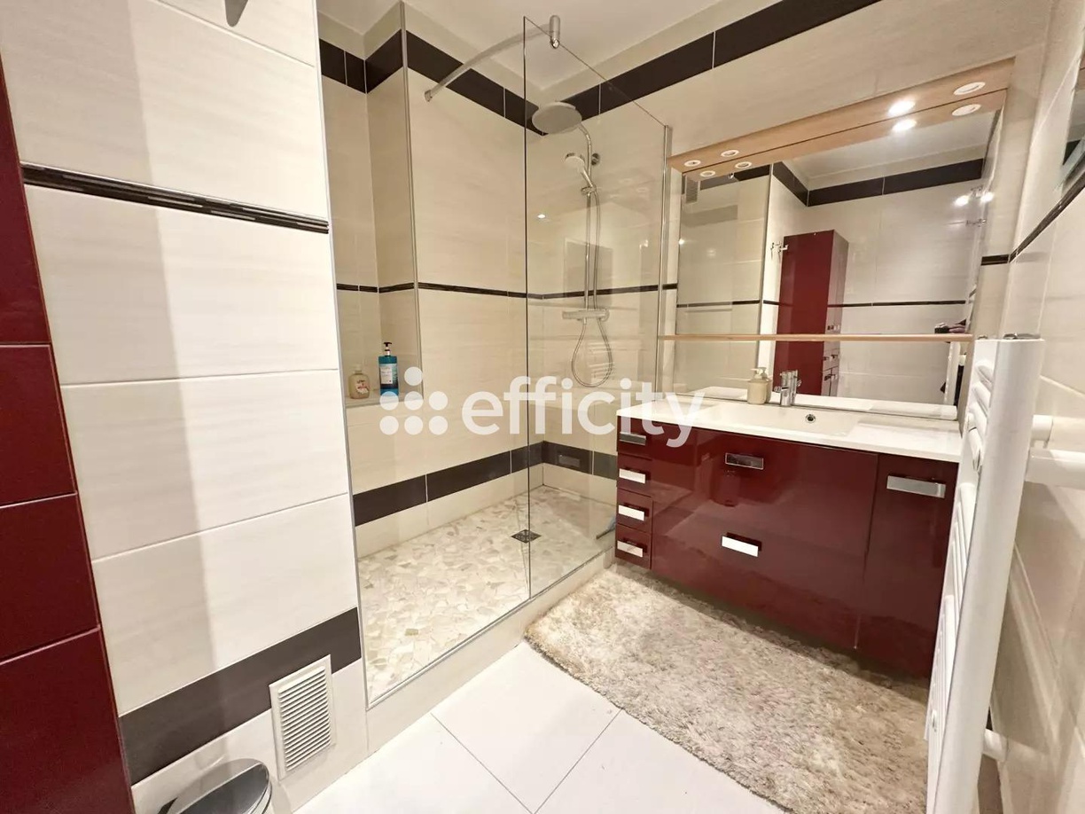 Achat immobilier Appartement 3 pièces  80m2 à Le Chesnay-Rocquencourt (78150) - Photo n°5