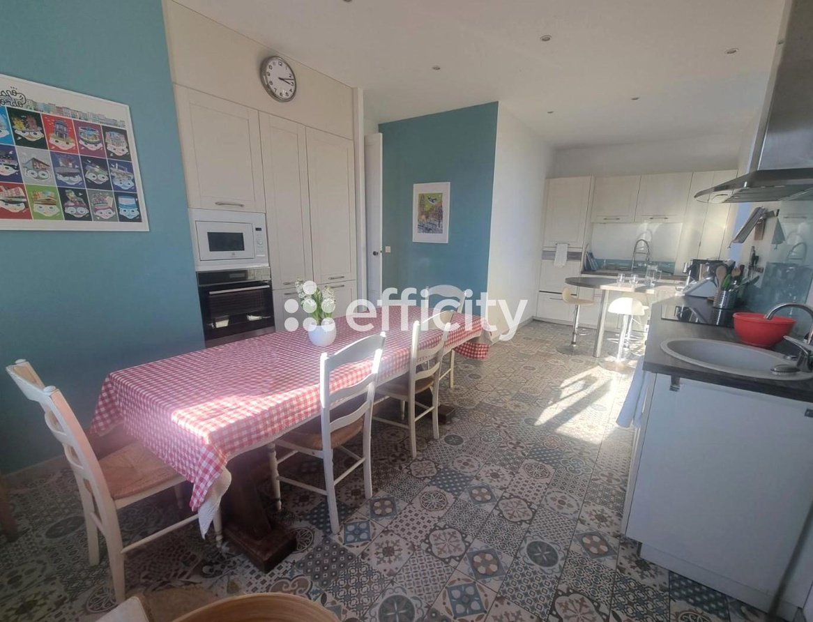 Achat immobilier Maison 9 pièces  245m2 à Gujan-Mestras (33470) - Photo n°7