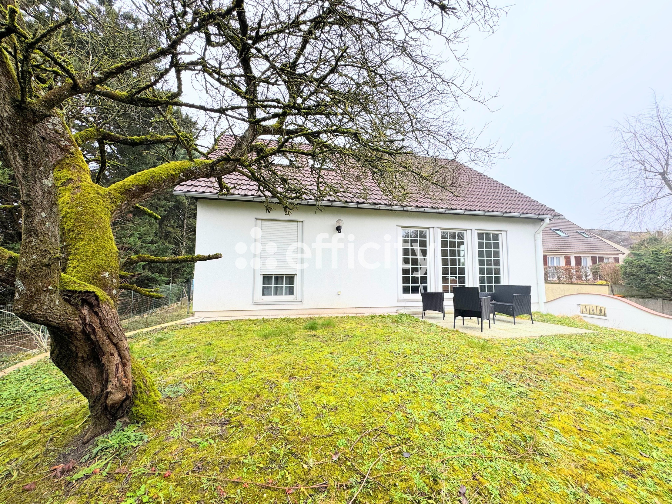 maison 5 pièces - 120m2 à Coubron (93470)