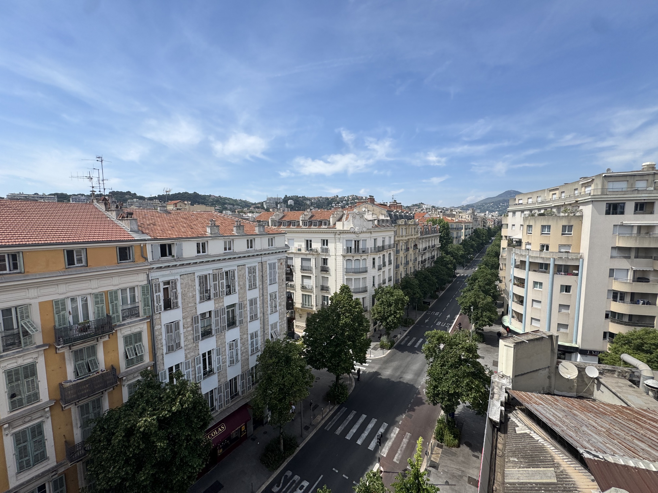 appartement 3 pièces - 83m2 à Nice (06000)