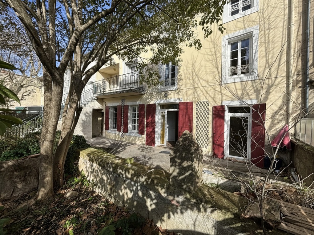 Achat immobilier Maison 10 pièces  255m2 à Suze-la-Rousse (26790) - Photo n°1