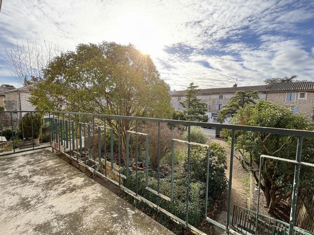 Achat immobilier Maison 10 pièces  255m2 à Suze-la-Rousse (26790) - Photo n°11