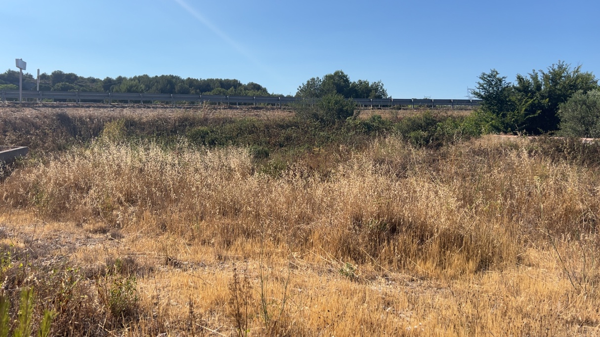 terrain  - 400m2 à La Couronne (13500)