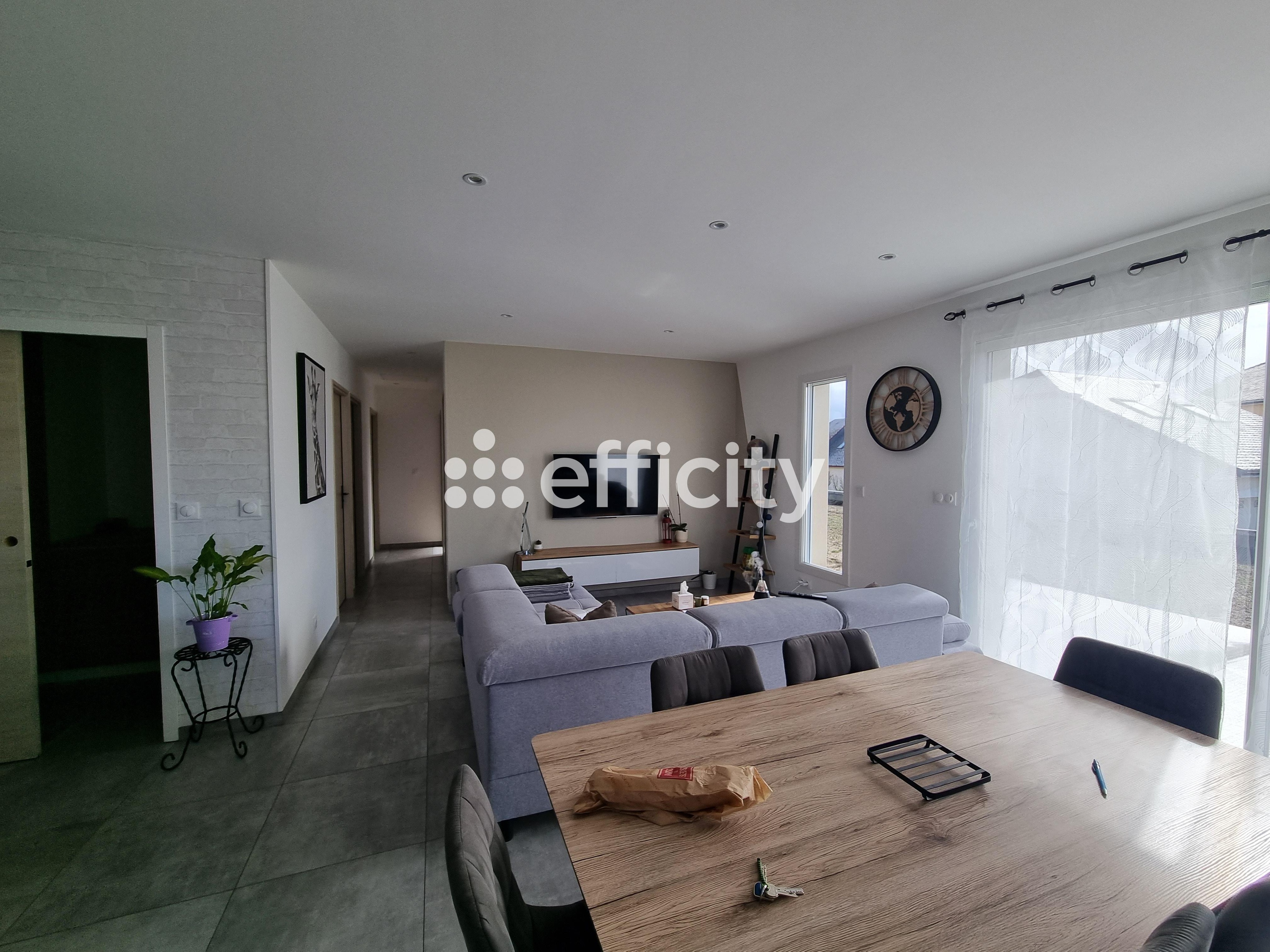 Achat immobilier Maison 5 pièces  80m2 à Saint-Chély-d'Apcher (48200) - Photo n°6