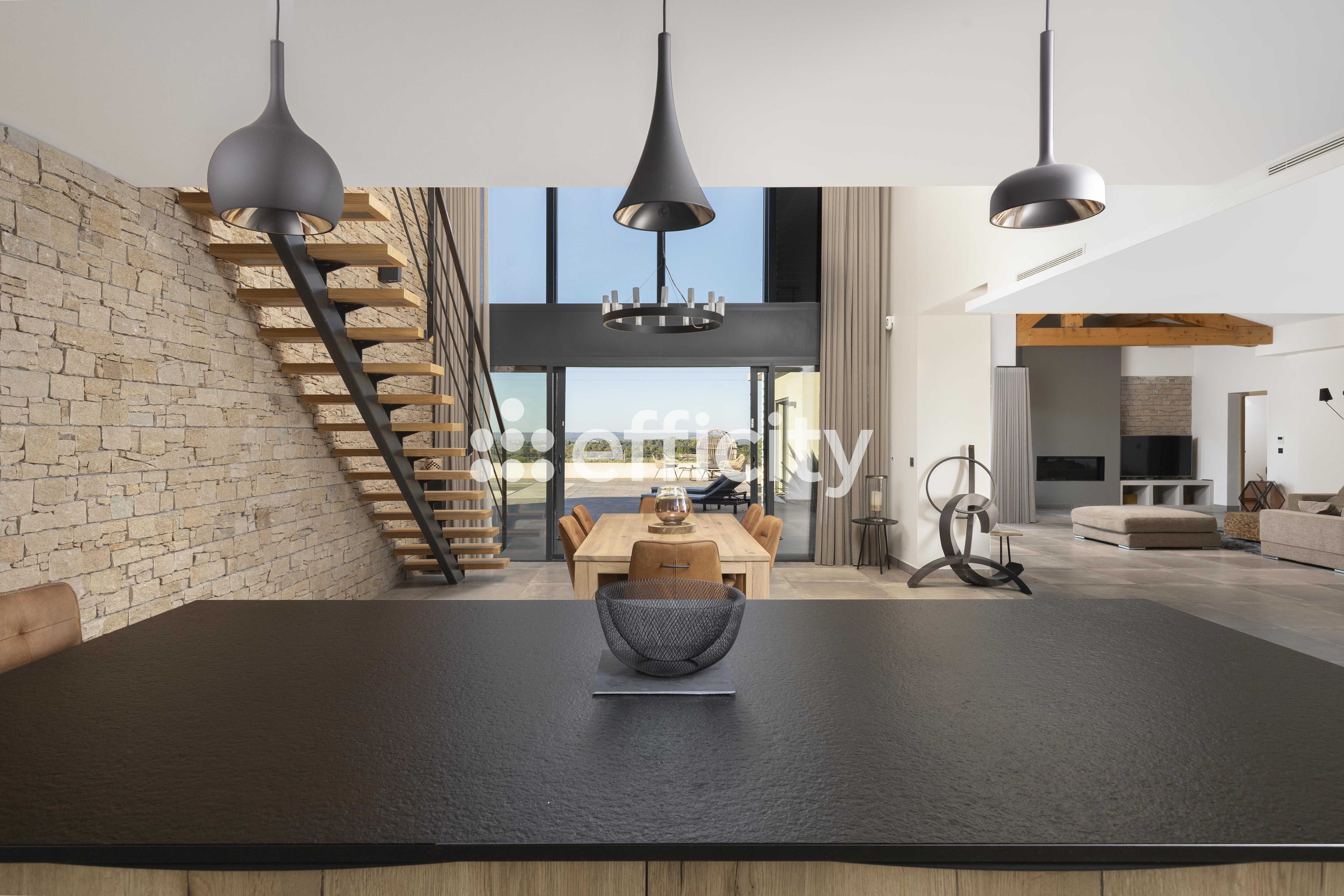 Achat immobilier Maison 9 pièces  310m2 à Aix-en-Provence (13090) - Photo n°4