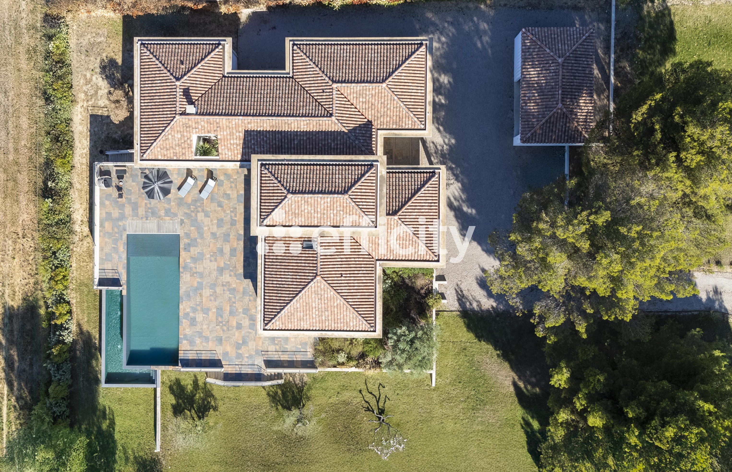 Achat immobilier Maison 9 pièces  310m2 à Aix-en-Provence (13090) - Photo n°11