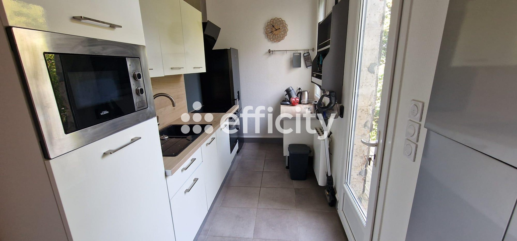 Achat immobilier Immeuble 6 pièces  145m2 à Angoulême (16006) - Photo n°5